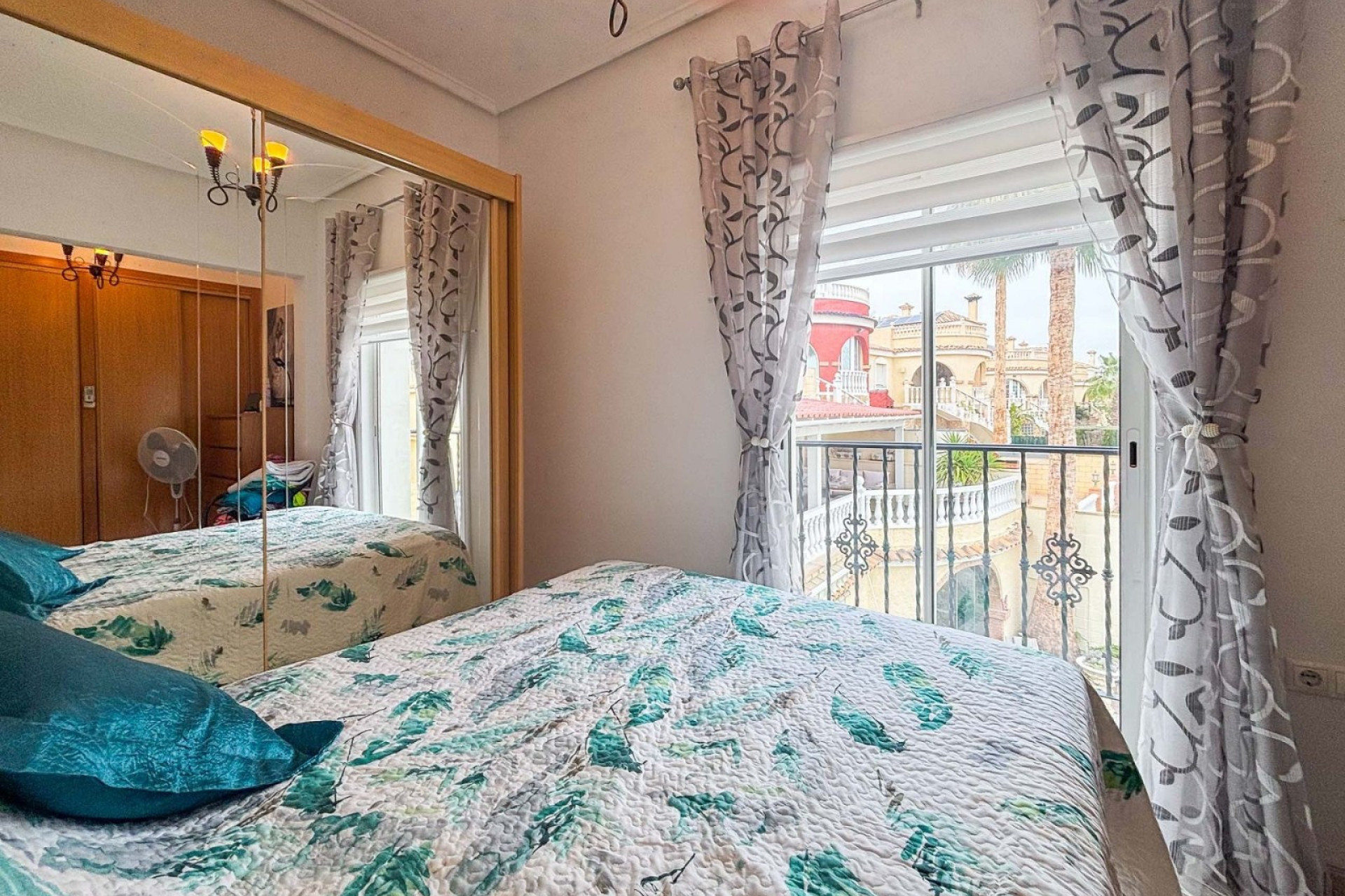 Resale - Villa -
Monforte del Cid