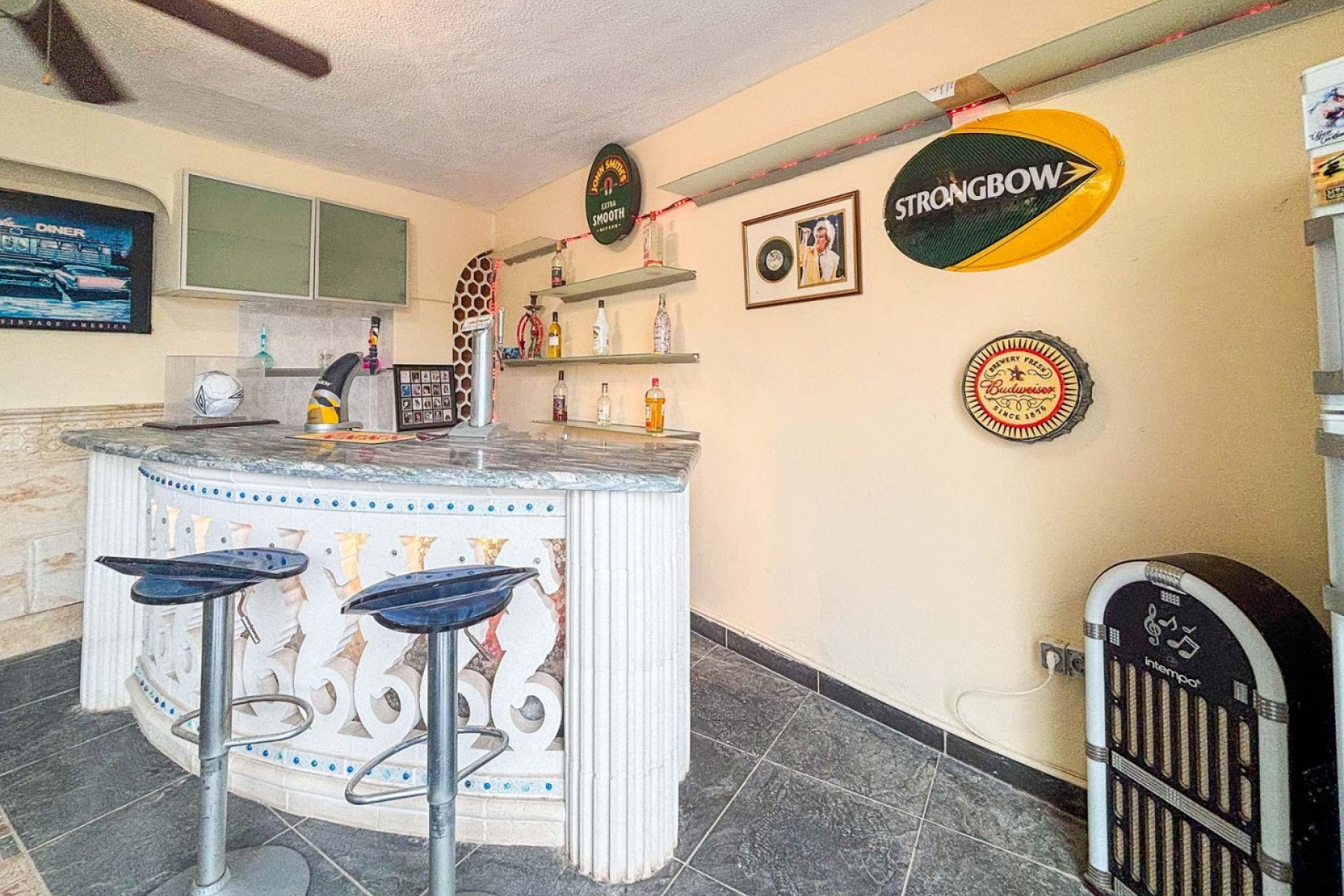 Resale - Villa -
Monforte del Cid