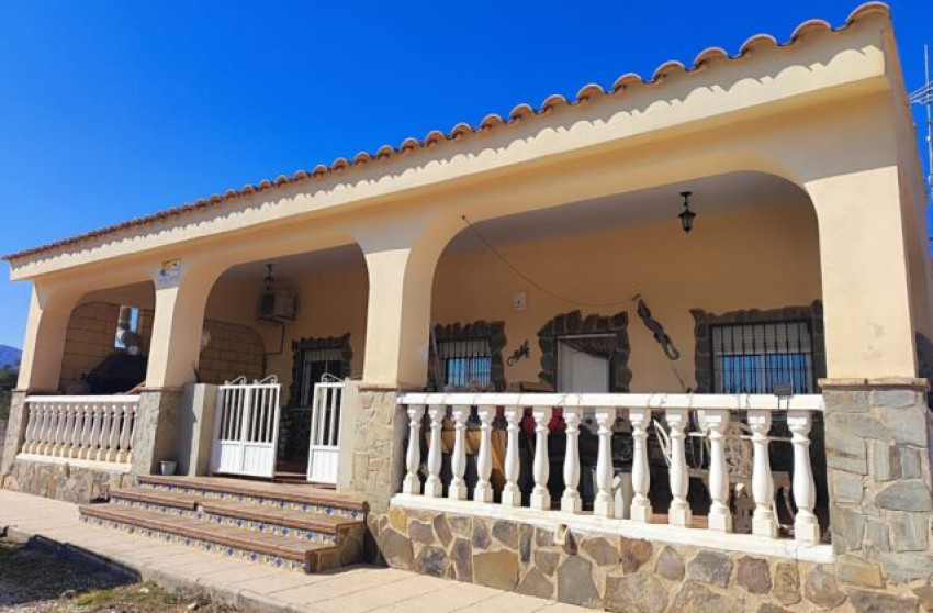 Resale - Villa -
Monovar