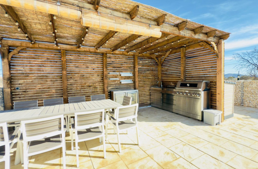 Resale - Villa -
Monovar