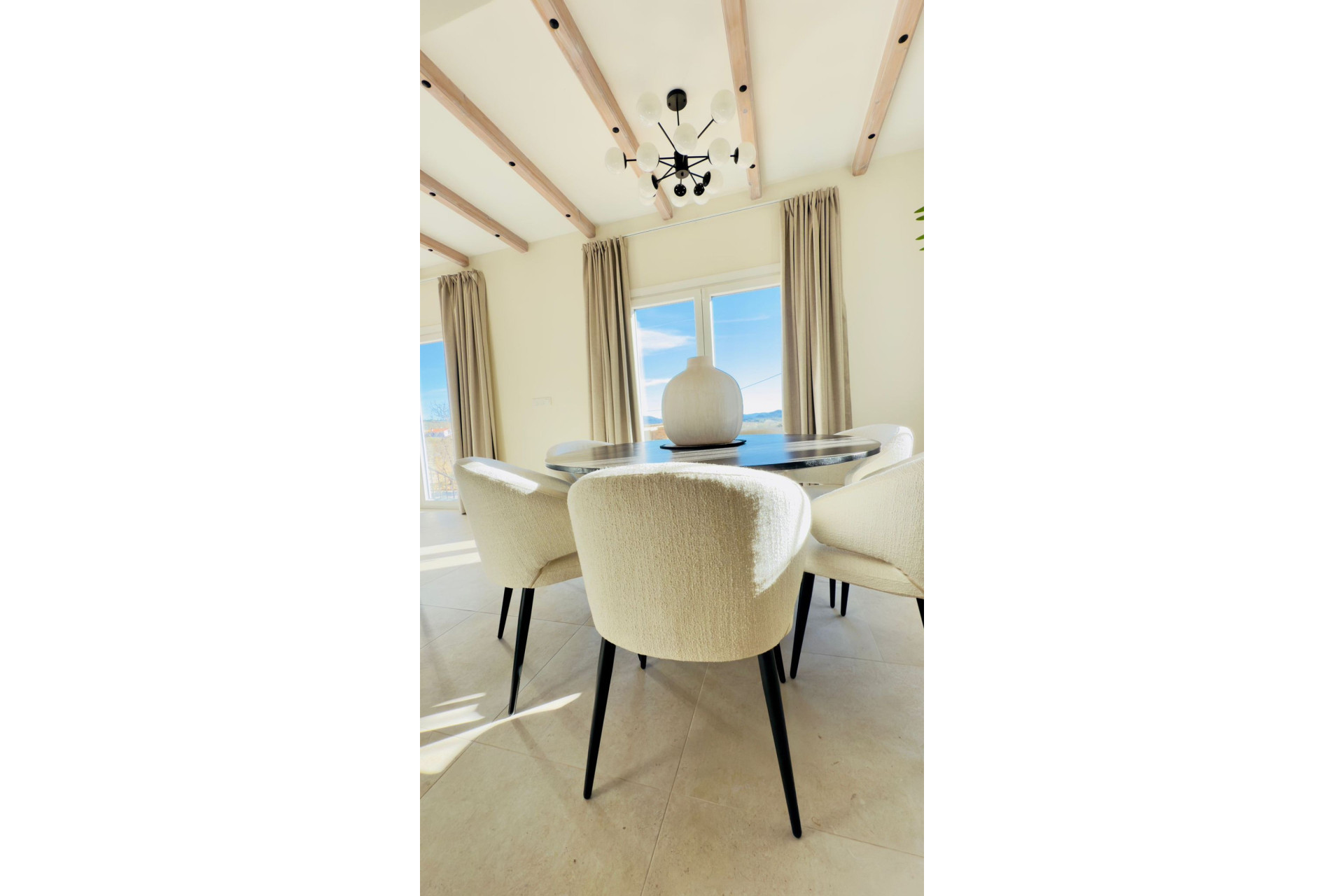 Resale - Villa -
Monovar