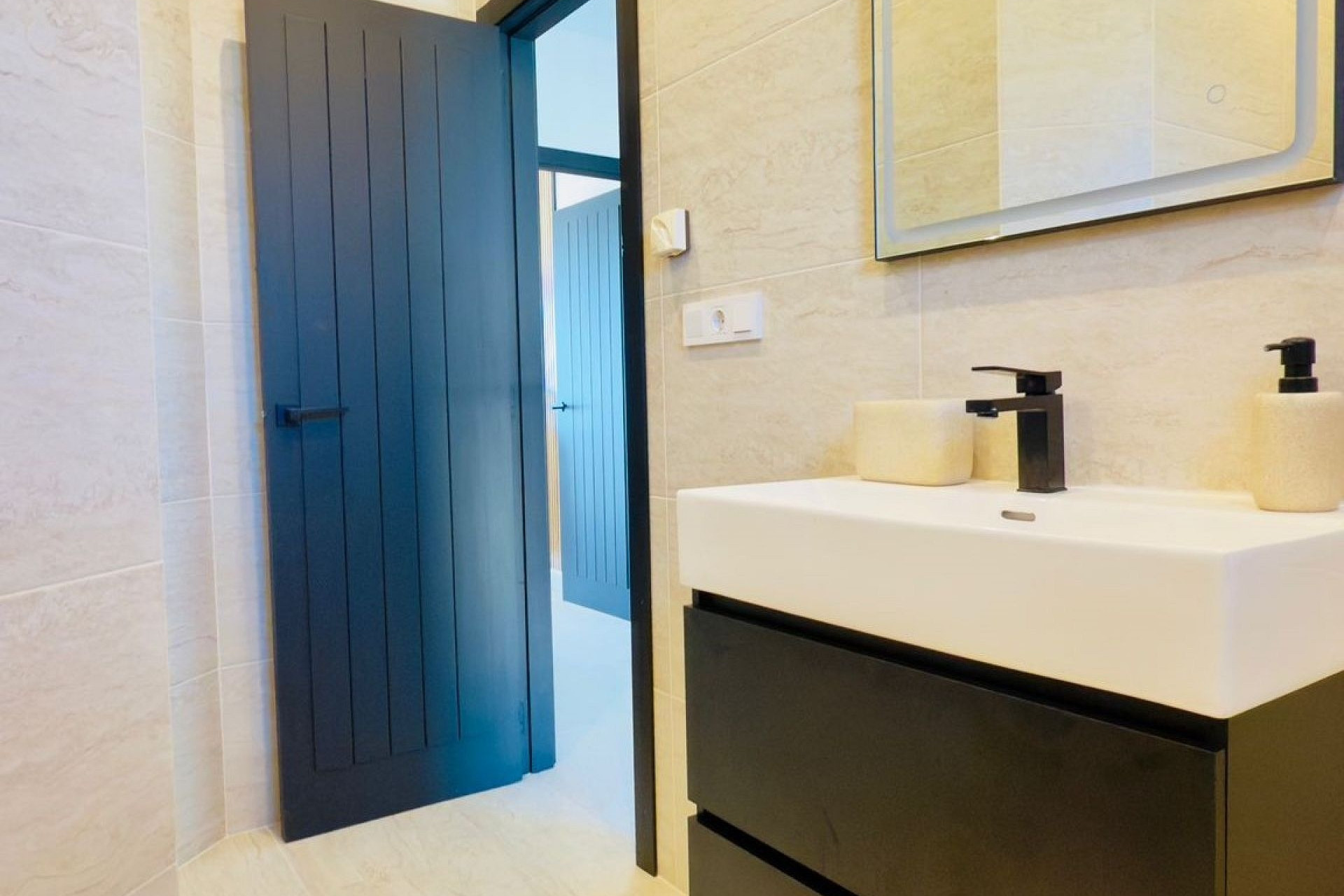 Resale - Villa -
Monovar