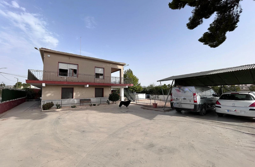 Resale - Villa -
Monovar