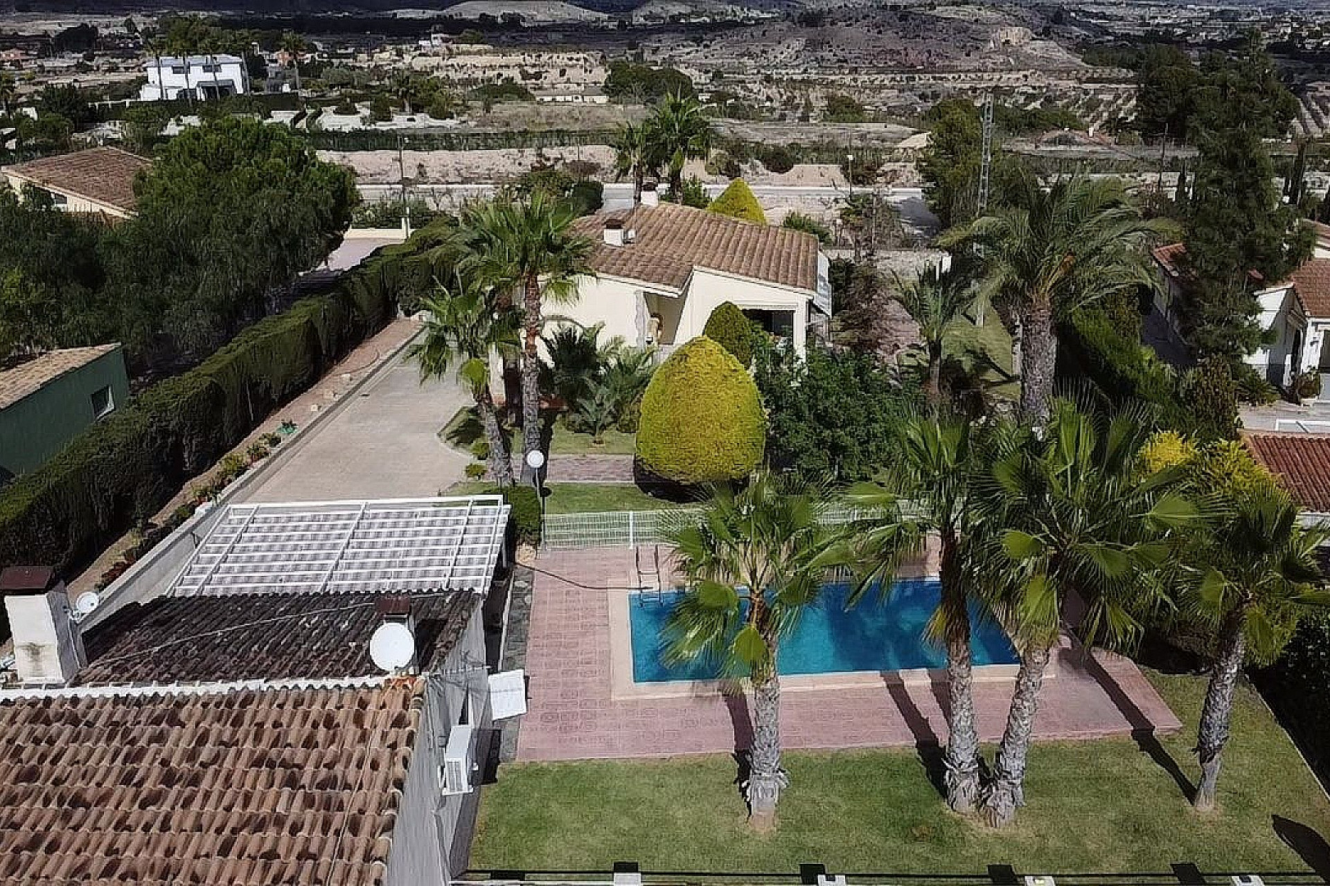 Resale - Villa -
Monovar