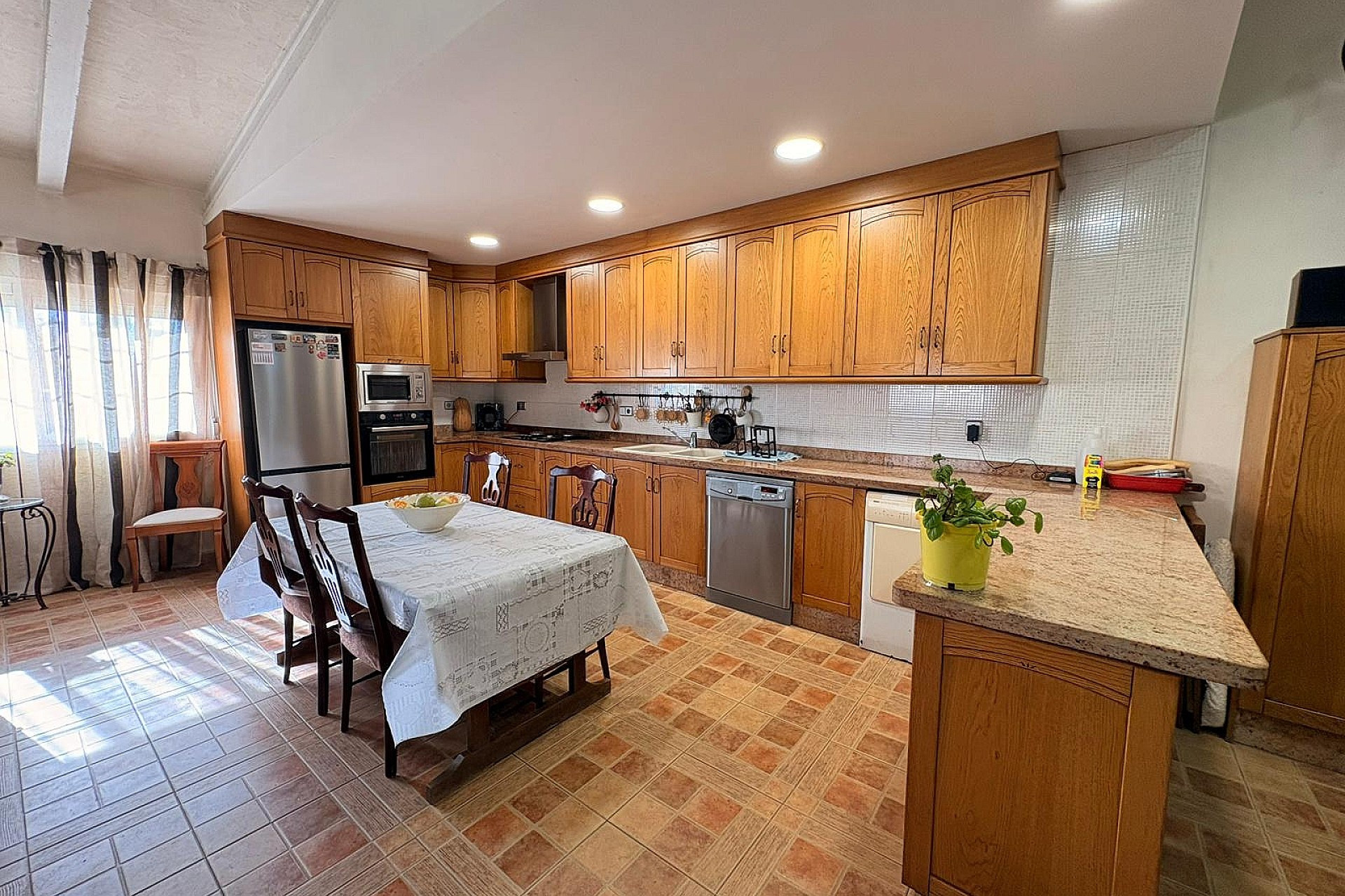 Resale - Villa -
Monovar