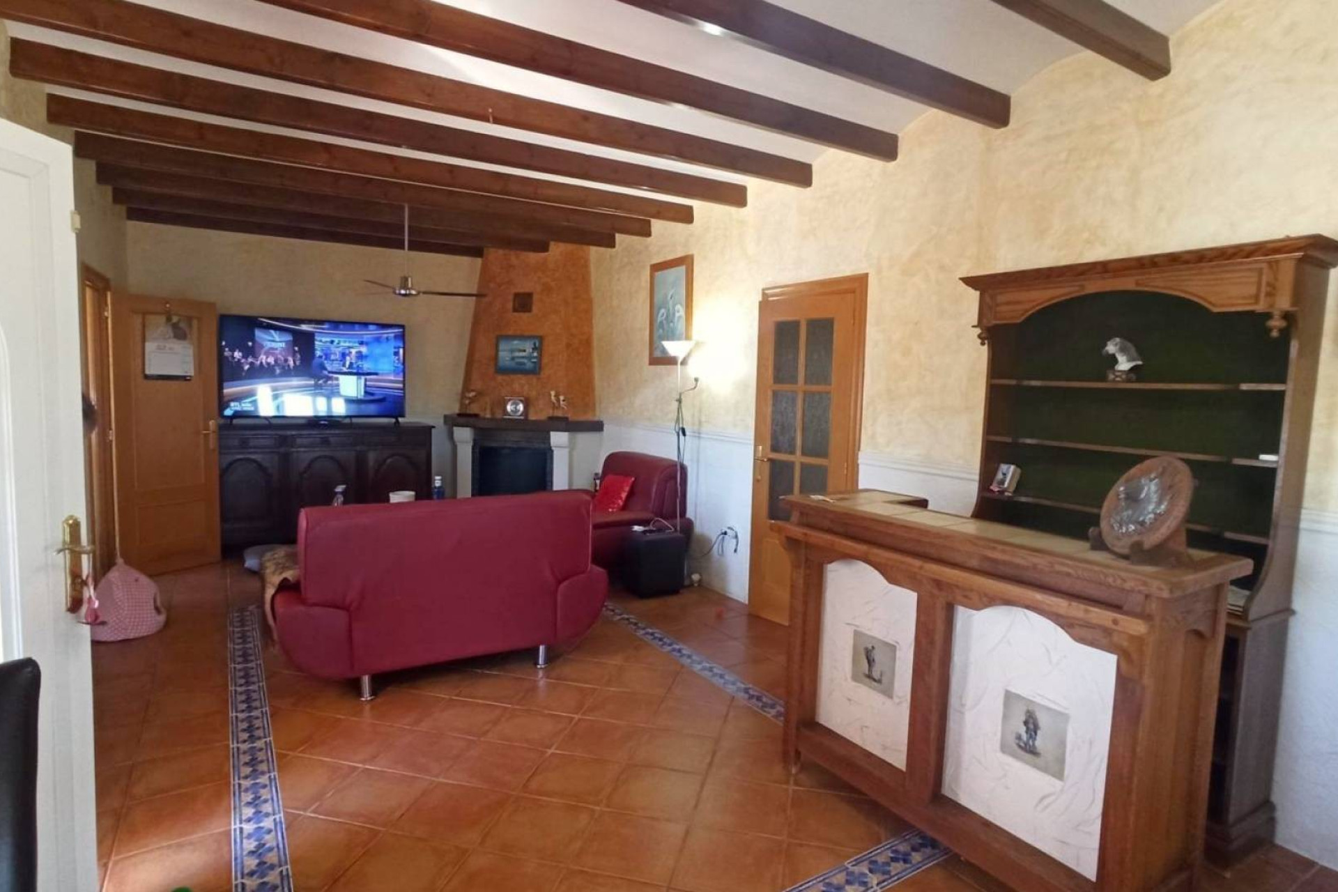 Resale - Villa -
Novelda