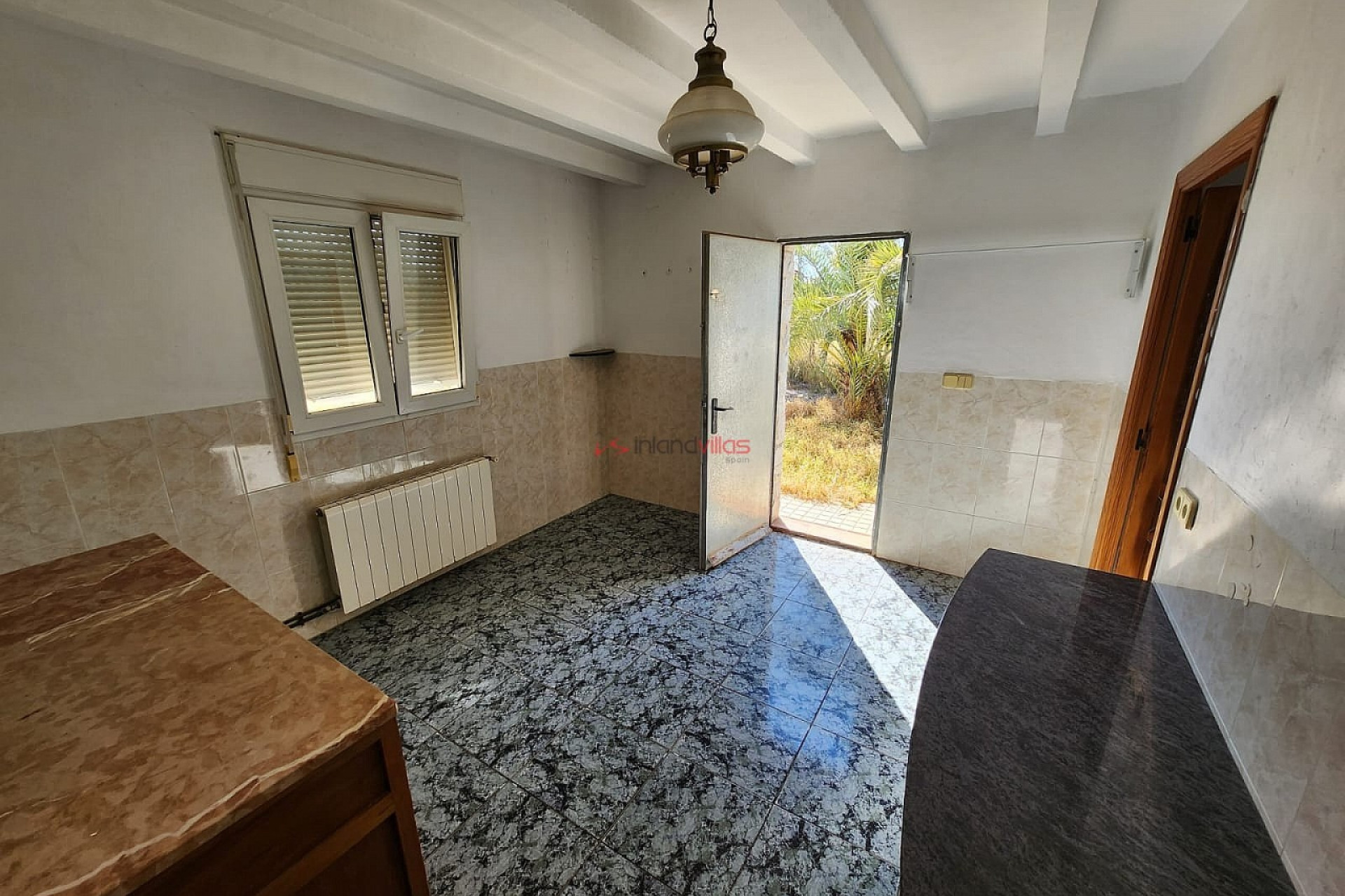 Resale - Villa -
Novelda