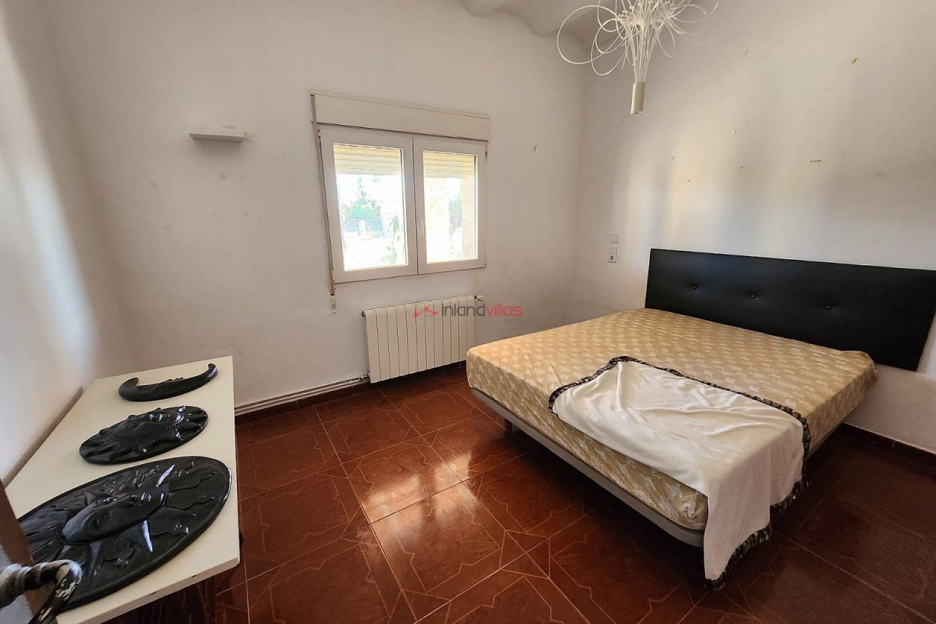 Resale - Villa -
Novelda