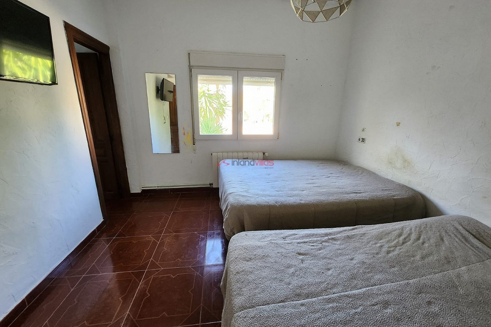 Resale - Villa -
Novelda