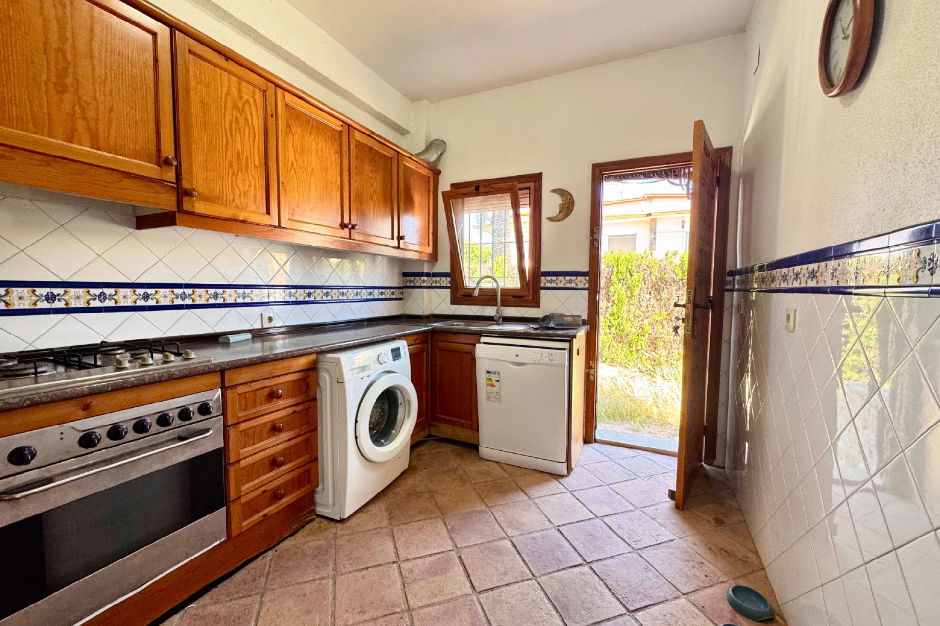 Resale - Villa -
Orihuela Costa - Costa Blanca