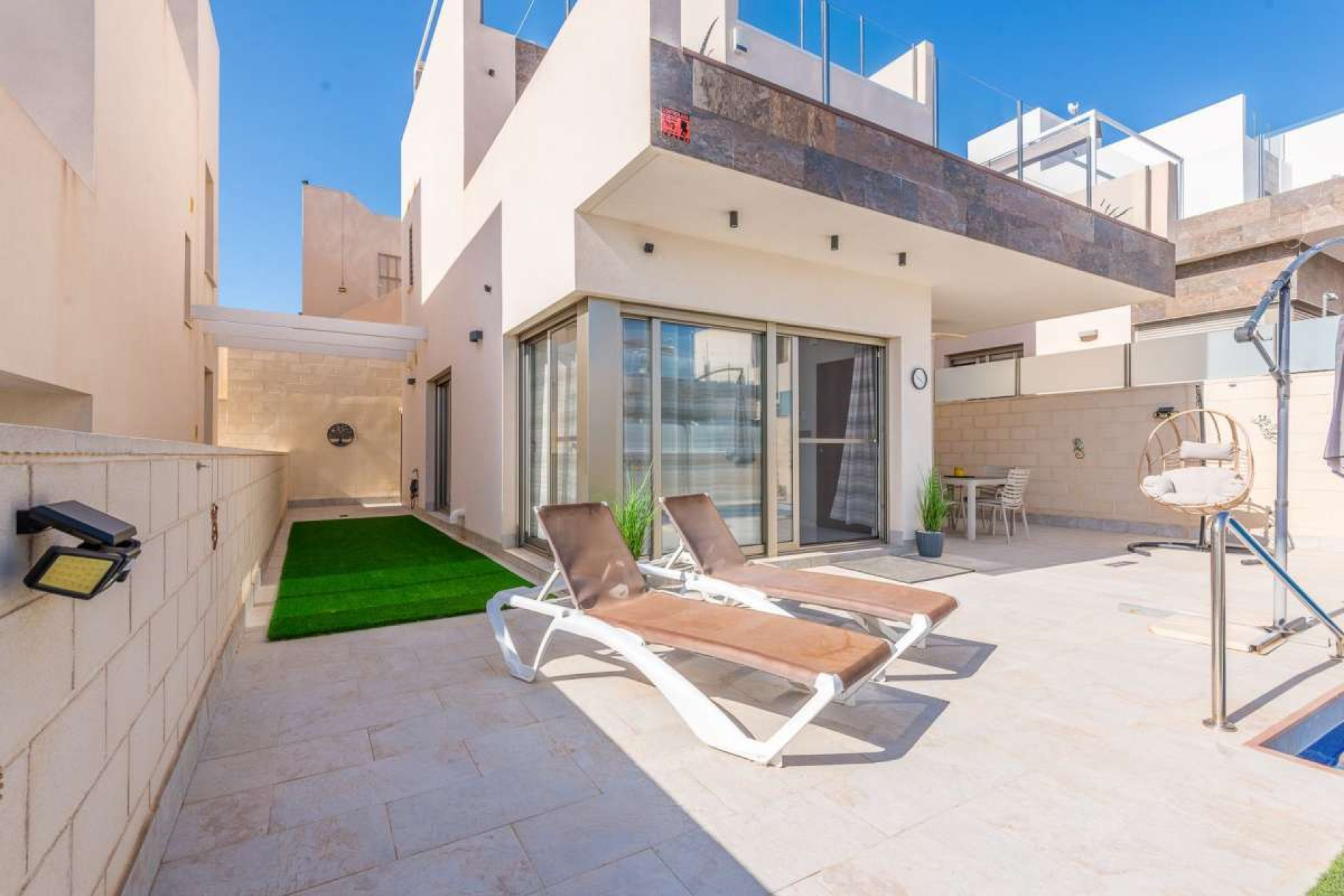 Resale - Villa -
Orihuela Costa - Costa Blanca