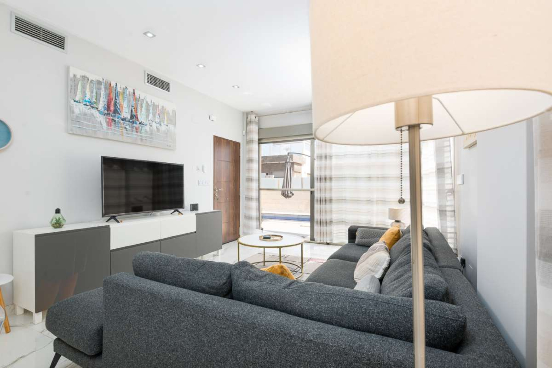 Resale - Villa -
Orihuela Costa - Costa Blanca