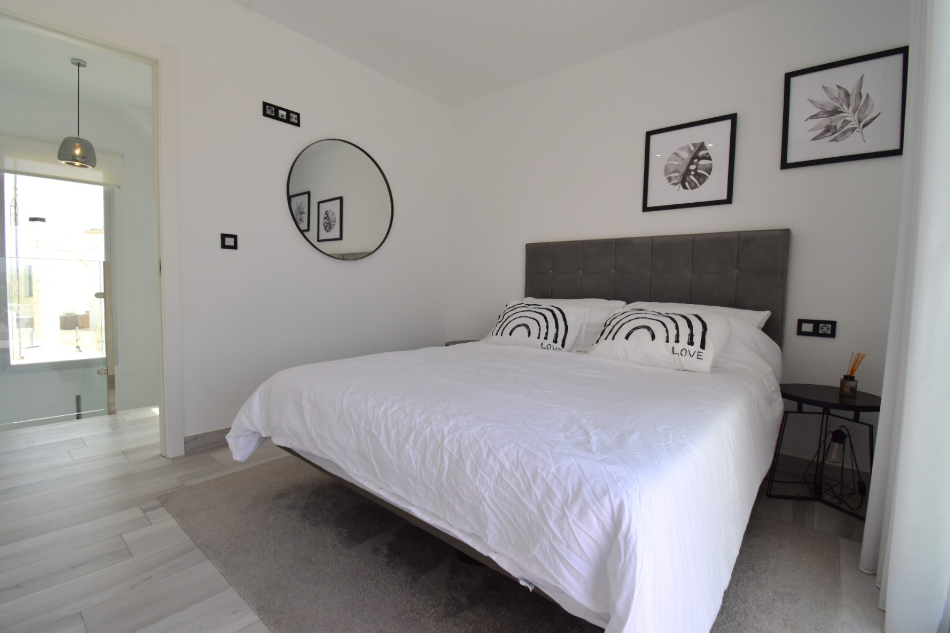 Resale - Villa -
Orihuela Costa - Lomas de Cabo Roig