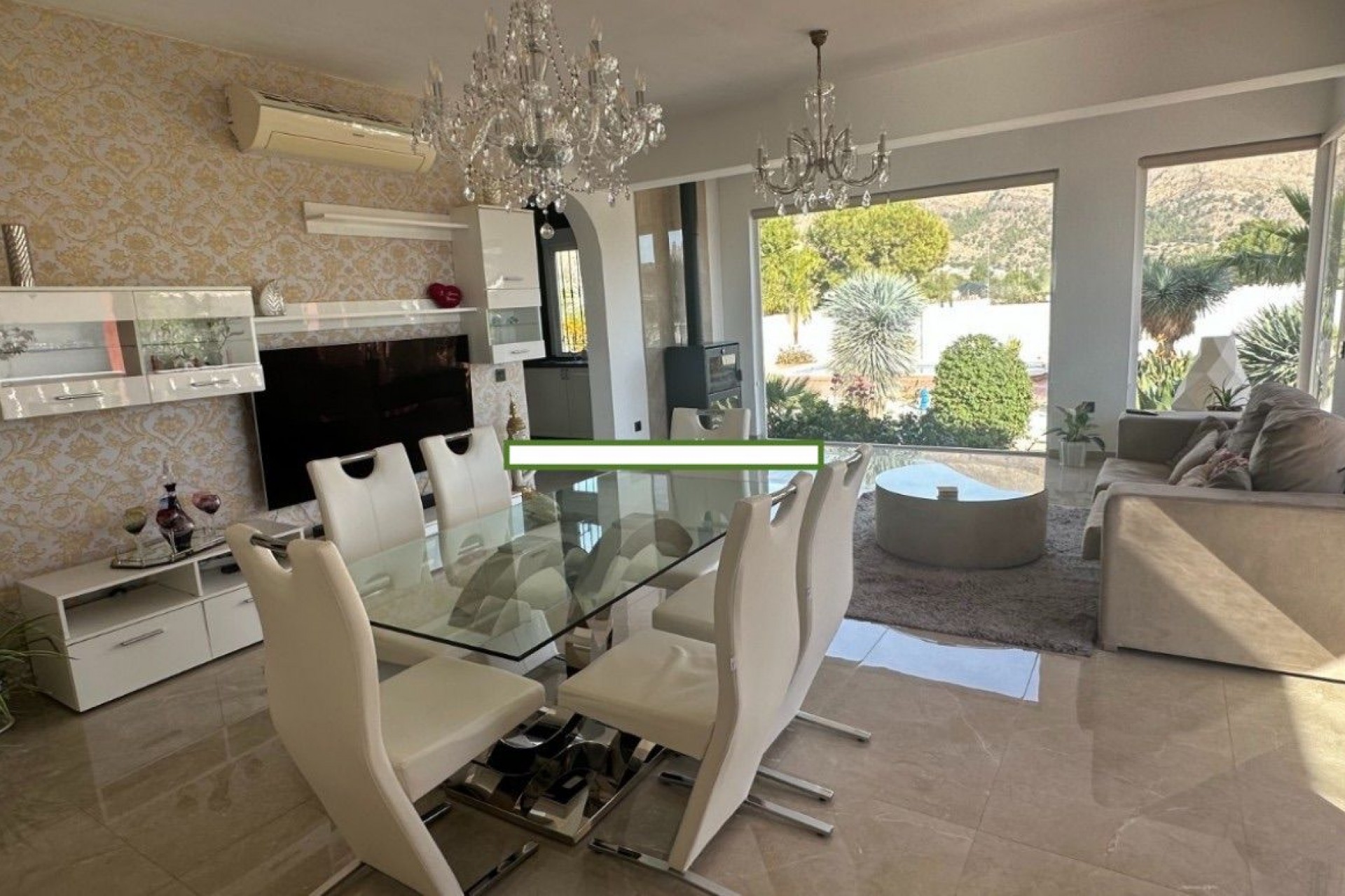 Resale - Villa -
Orihuela Costa - Orihuela