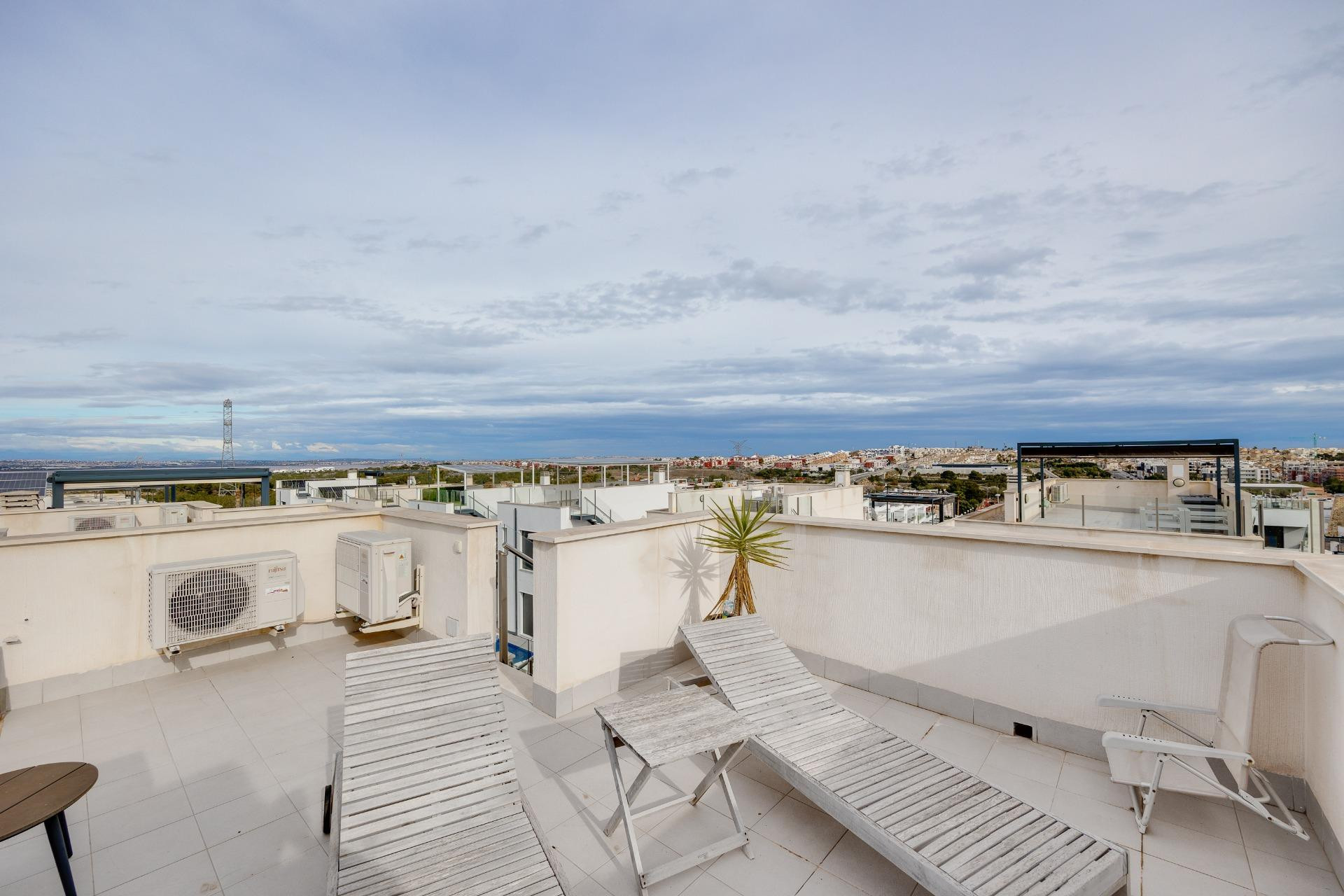 Resale - Villa -
Orihuela Costa - PAU 26