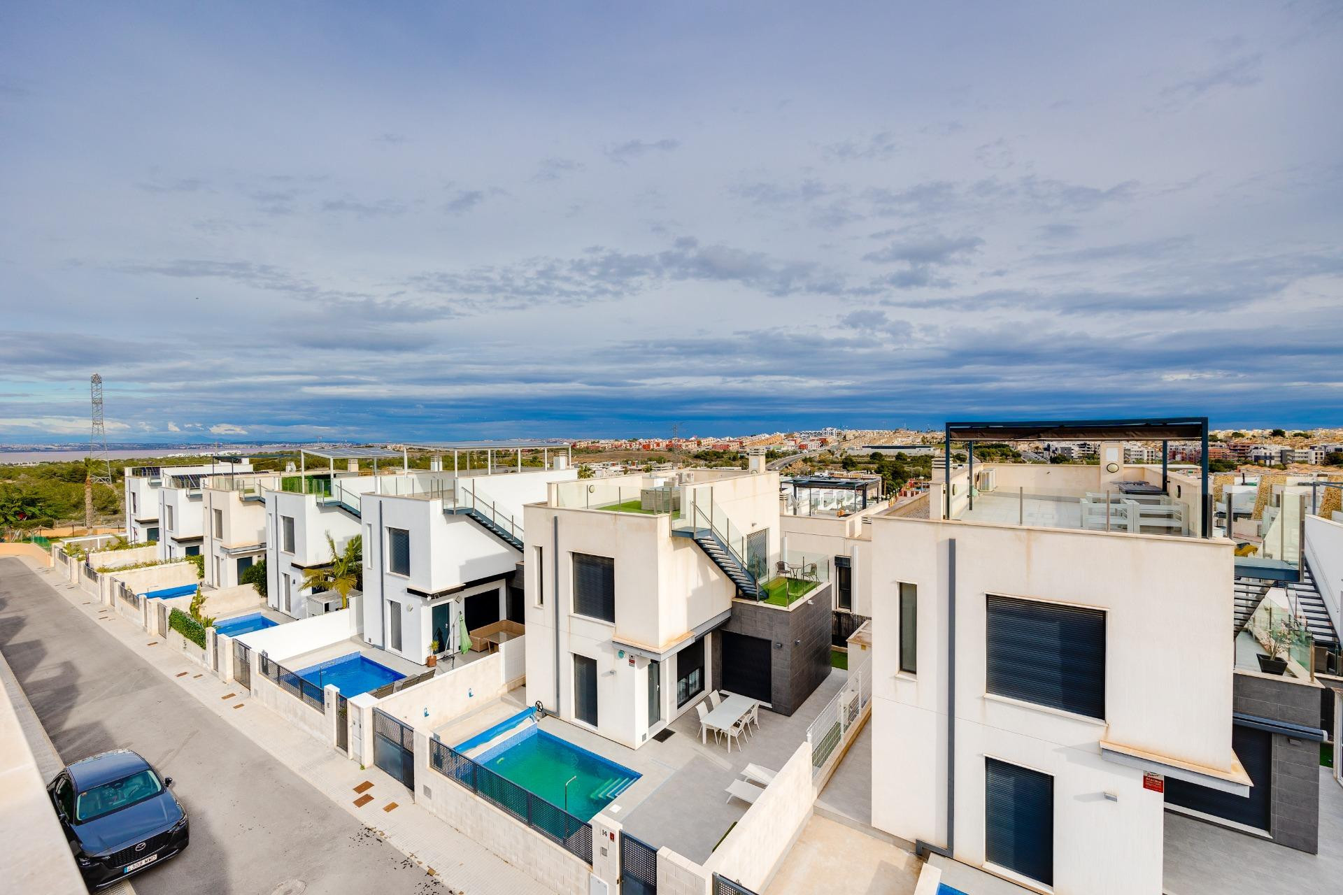 Resale - Villa -
Orihuela Costa - PAU 26