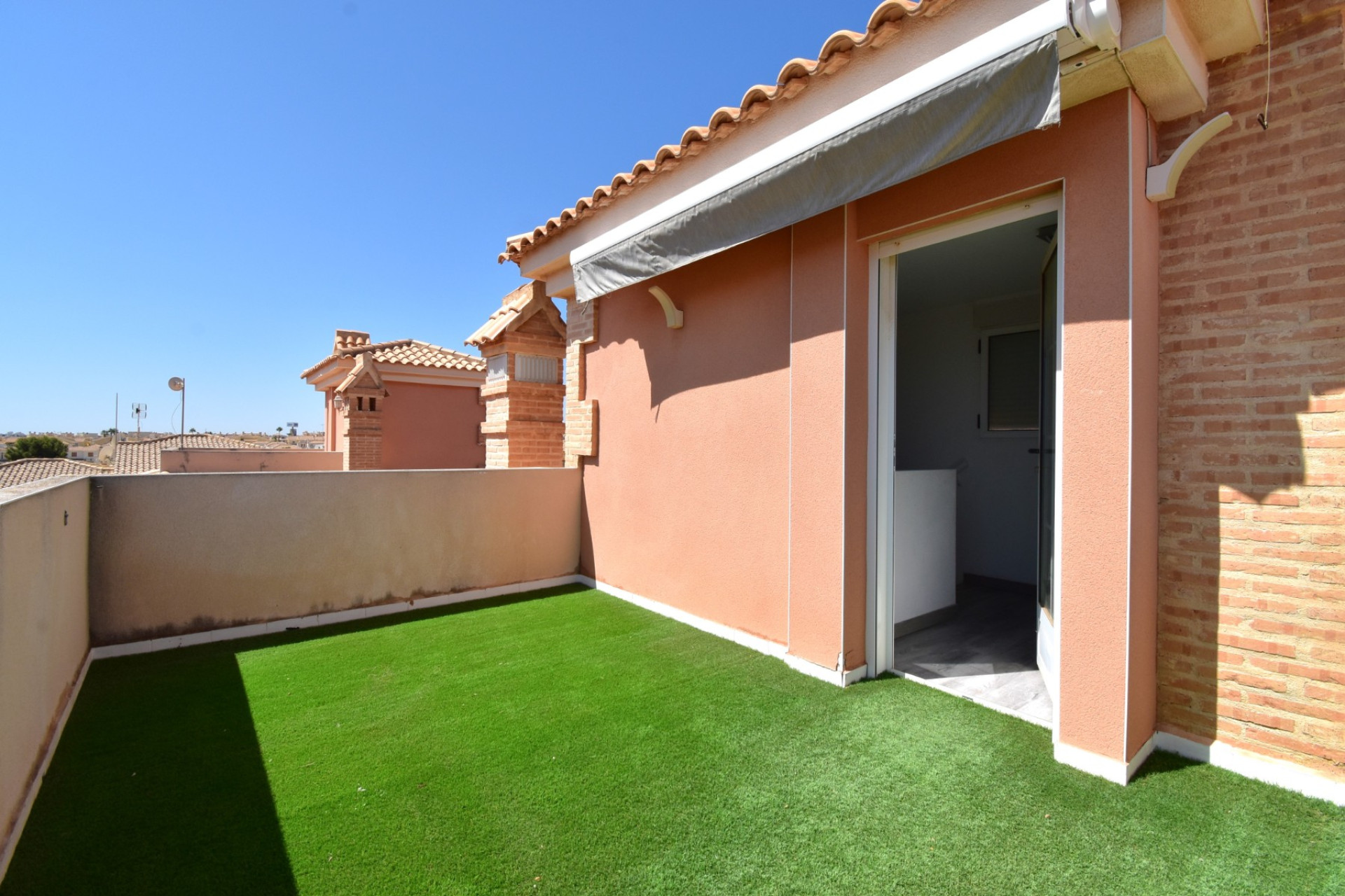Resale - Villa -
Orihuela Costa - Playa Flamenca