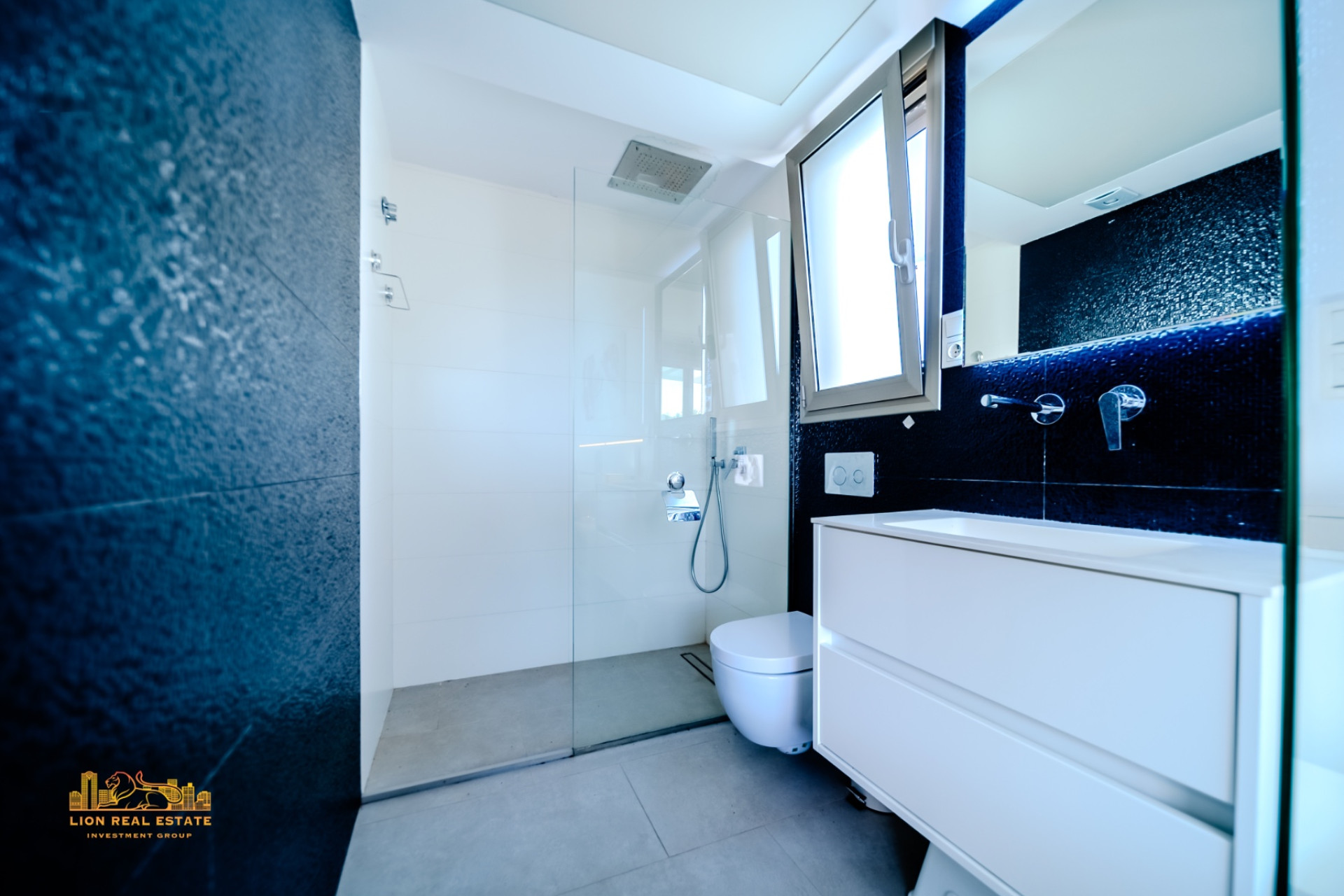 Resale - Villa -
Orihuela Costa - Villamartín