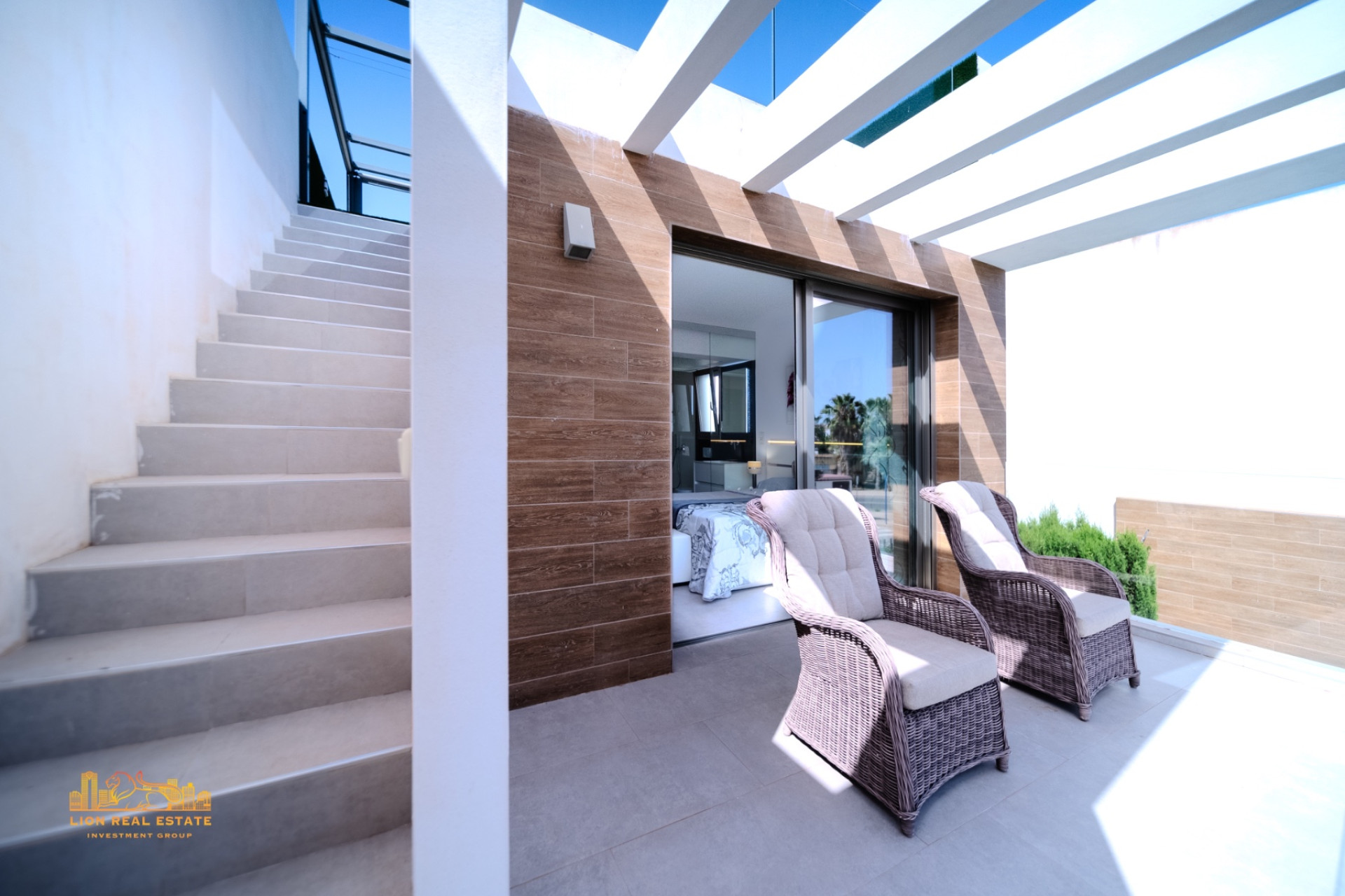 Resale - Villa -
Orihuela Costa - Villamartín