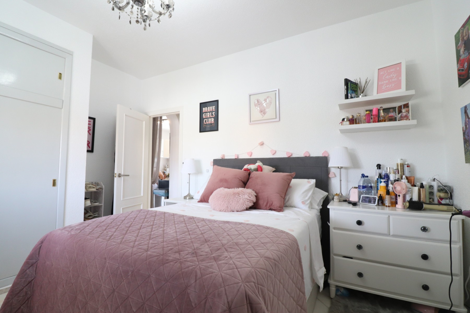 Resale - Villa -
Orihuela Costa - Villamartin