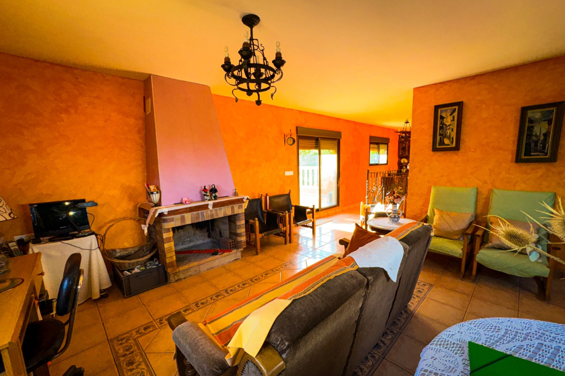 Resale - Villa -
Orihuela
