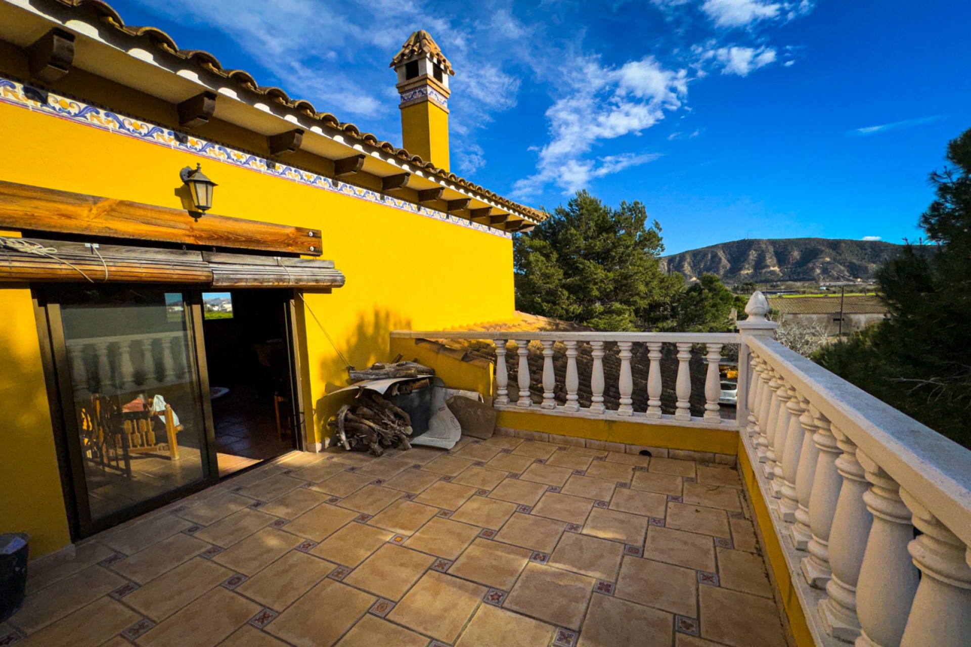 Resale - Villa -
Orihuela