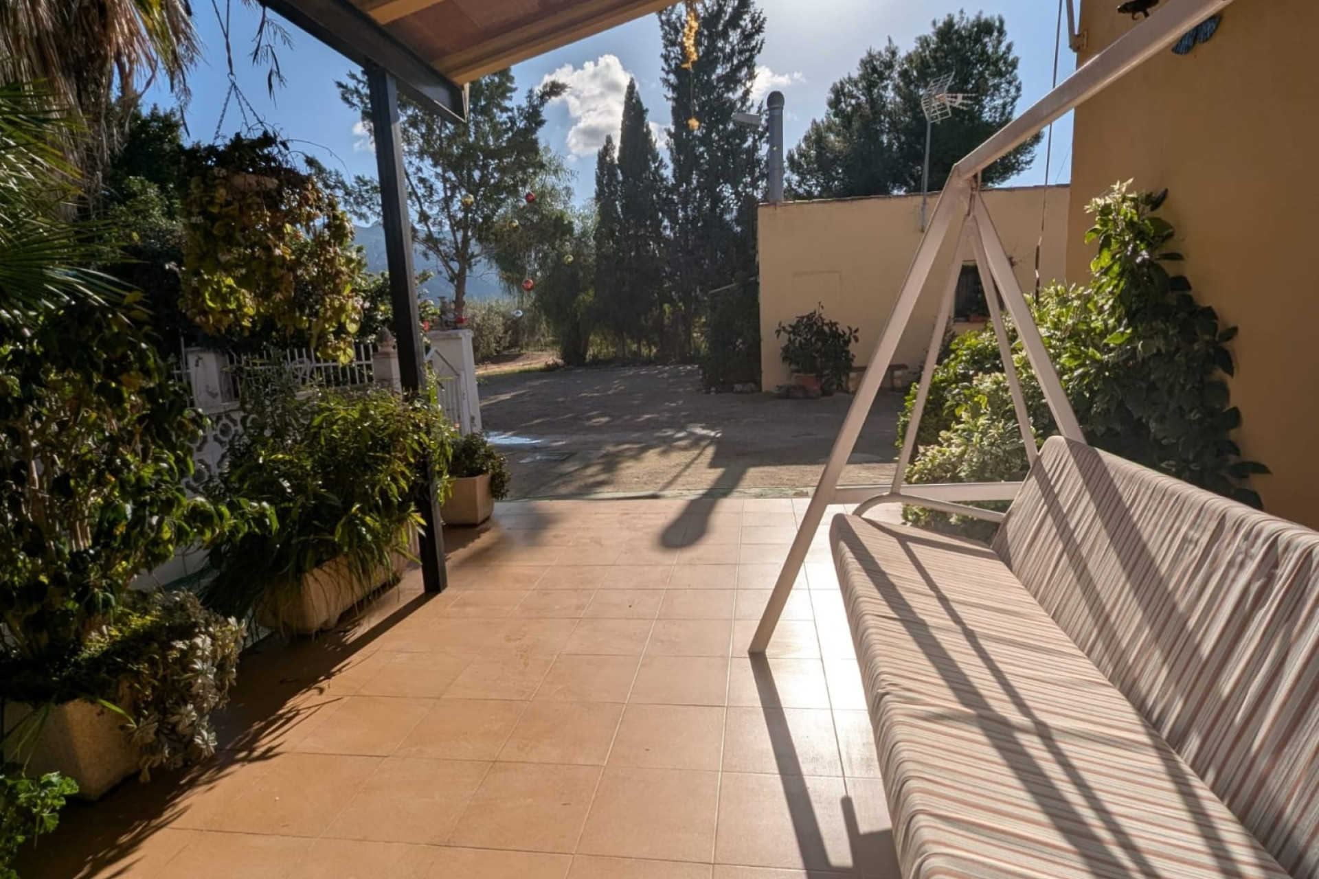 Resale - Villa -
Orihuela