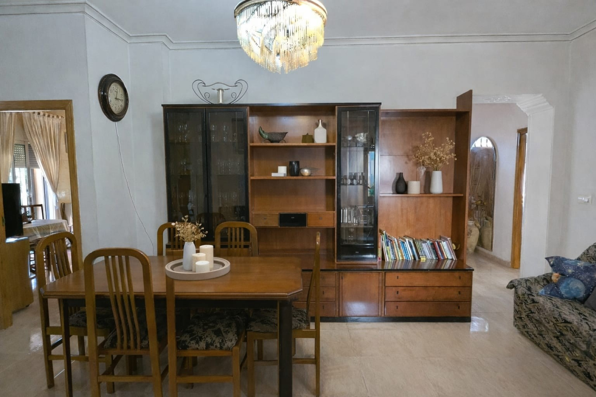 Resale - Villa -
Orihuela