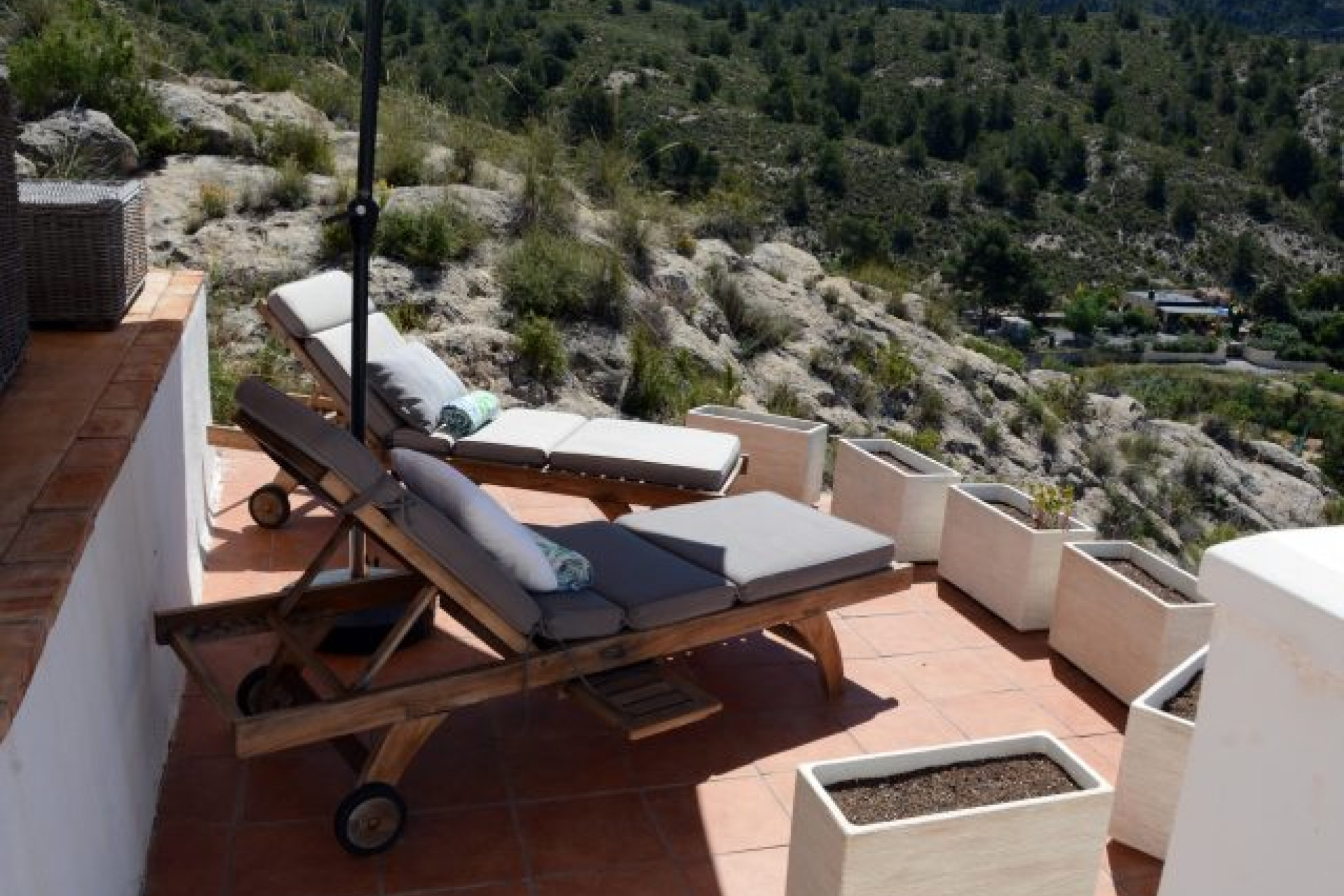 Resale - Villa -
Petrer