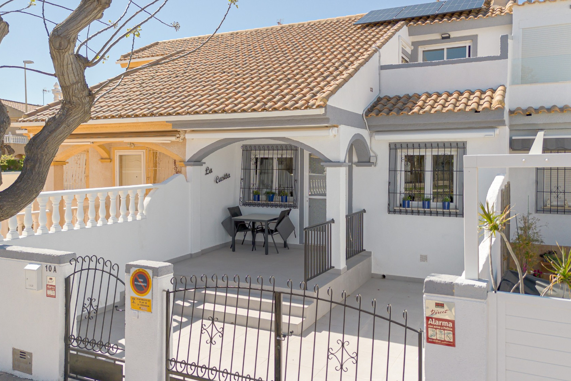 Resale - Villa -
Pilar de la Horadada - Costa Blanca