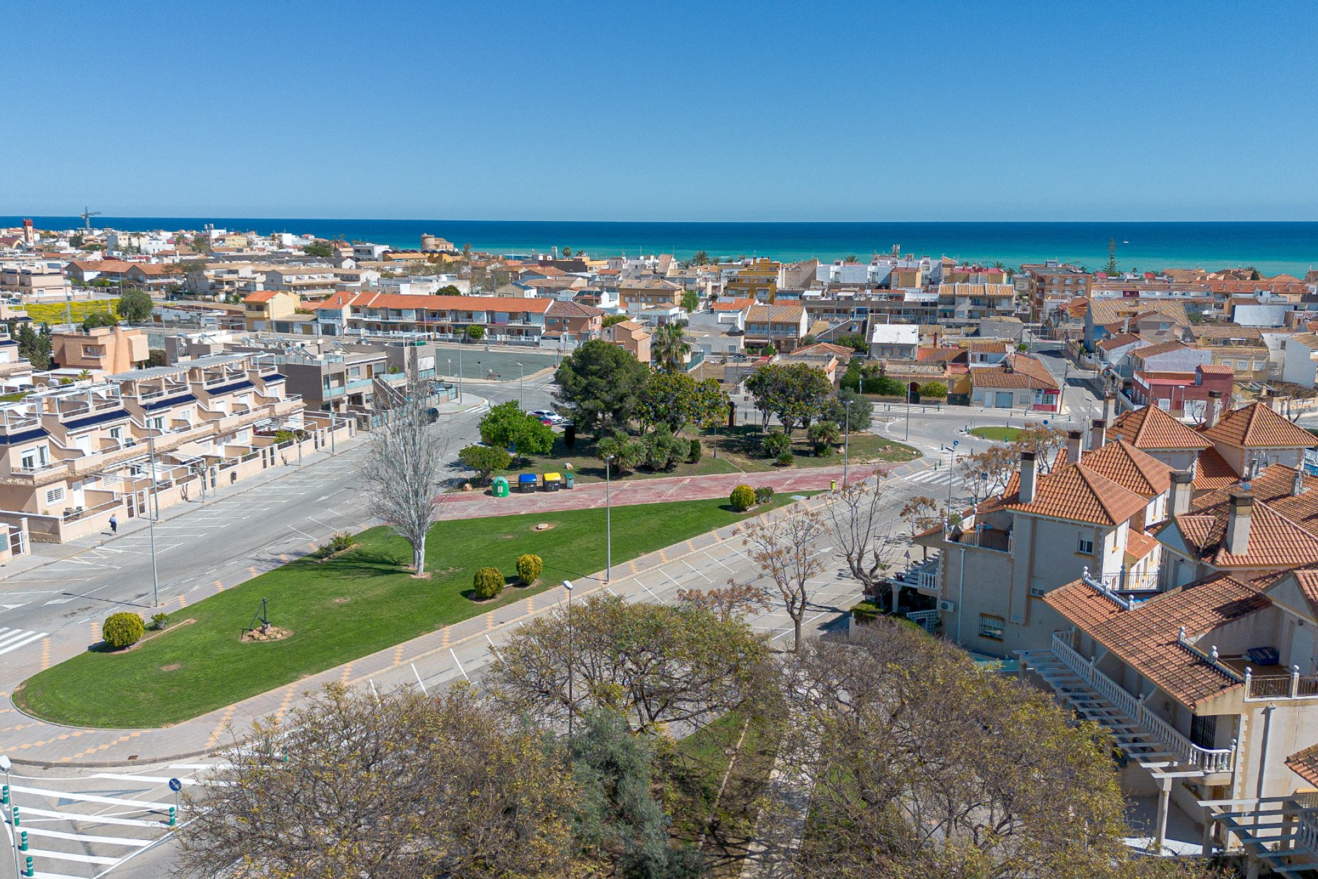 Resale - Villa -
Pilar de la Horadada - Costa Blanca