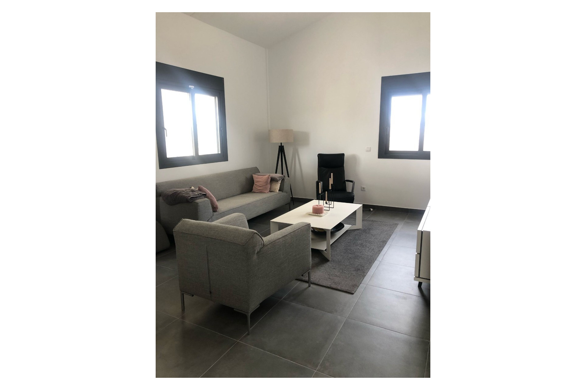 Resale - Villa -
Pinoso - Inland