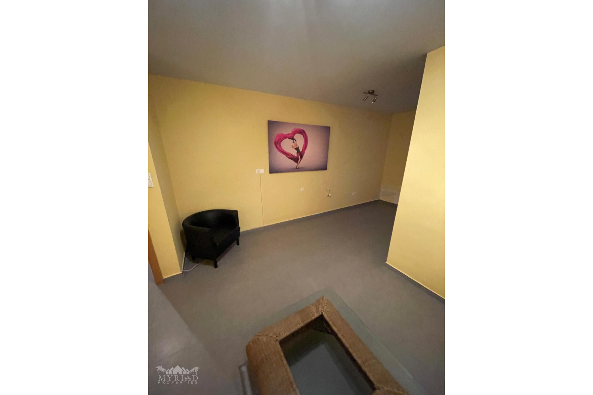 Resale - Villa -
Pinoso - Pinoso Alicante