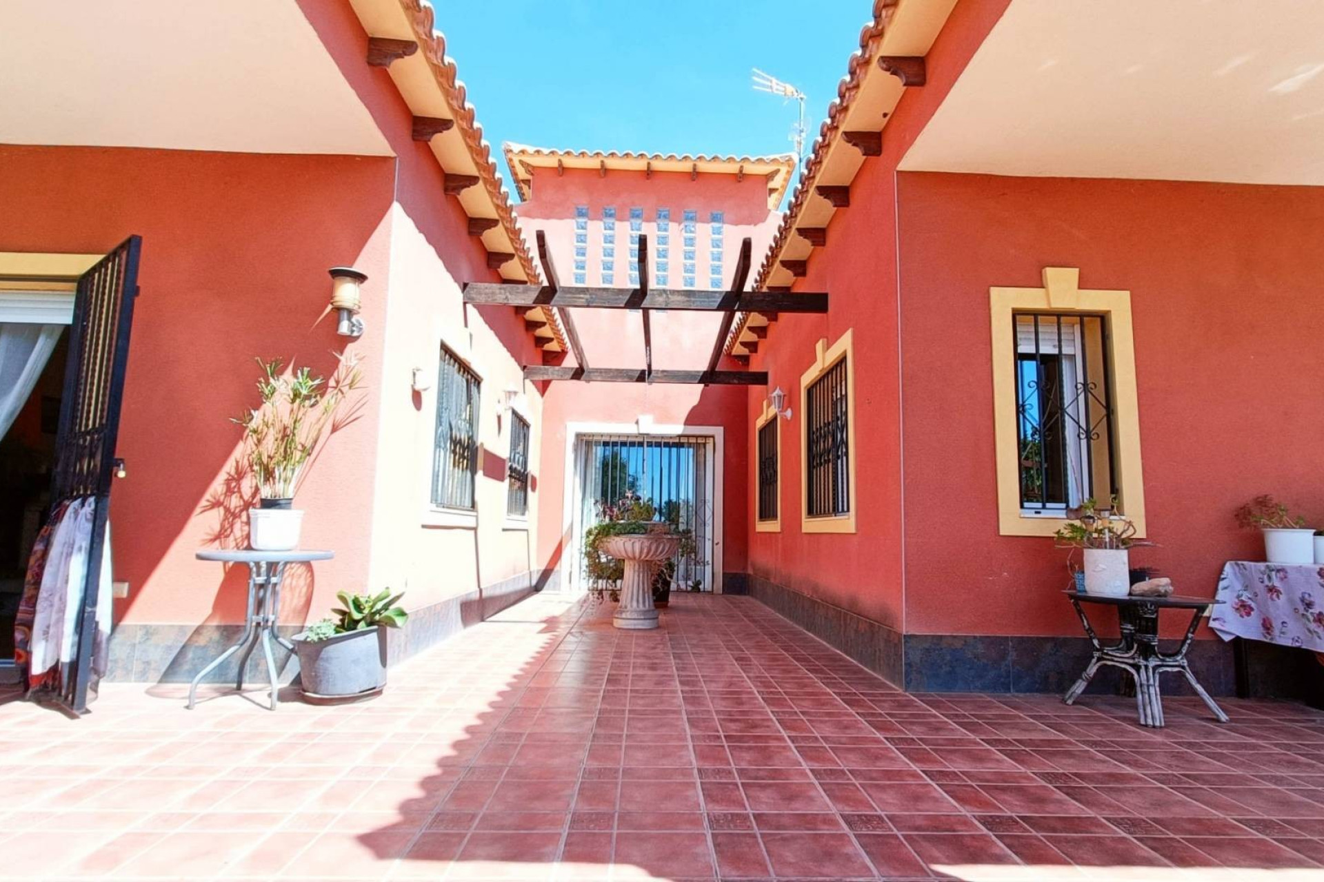 Resale - Villa -
Pinoso - PINOSO