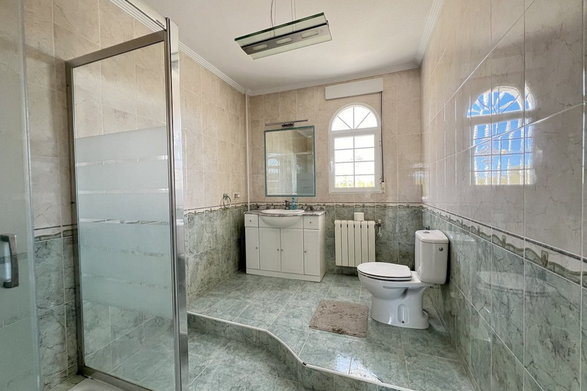 Resale - Villa -
Pinoso