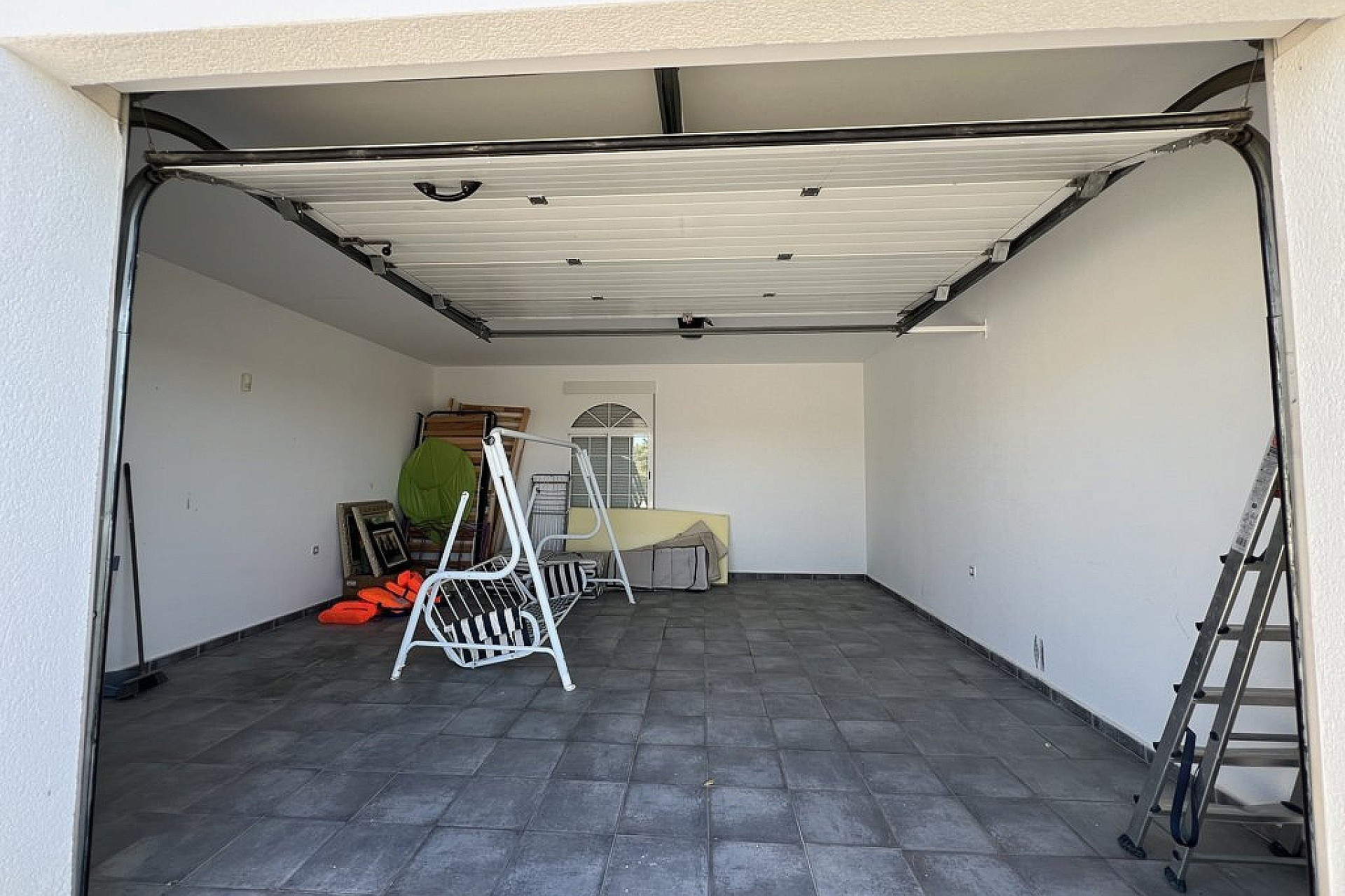 Resale - Villa -
Pinoso