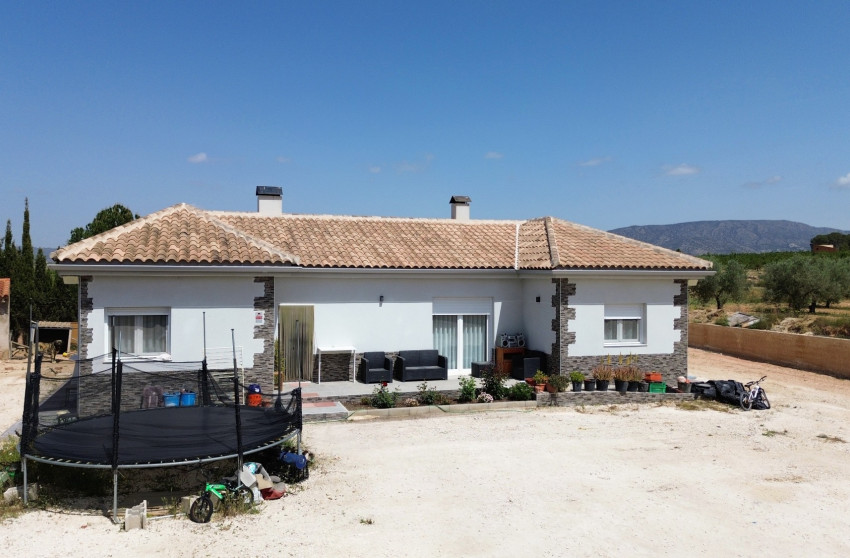 Resale - Villa -
Pinoso
