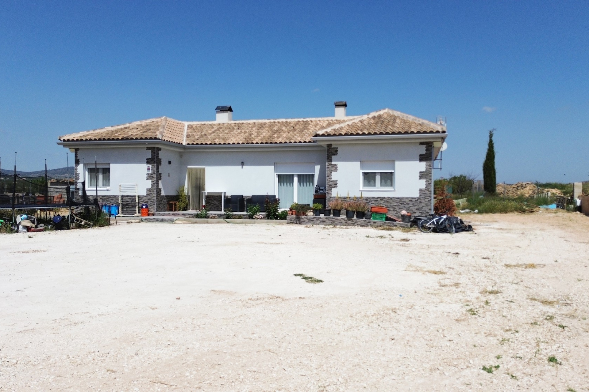 Resale - Villa -
Pinoso