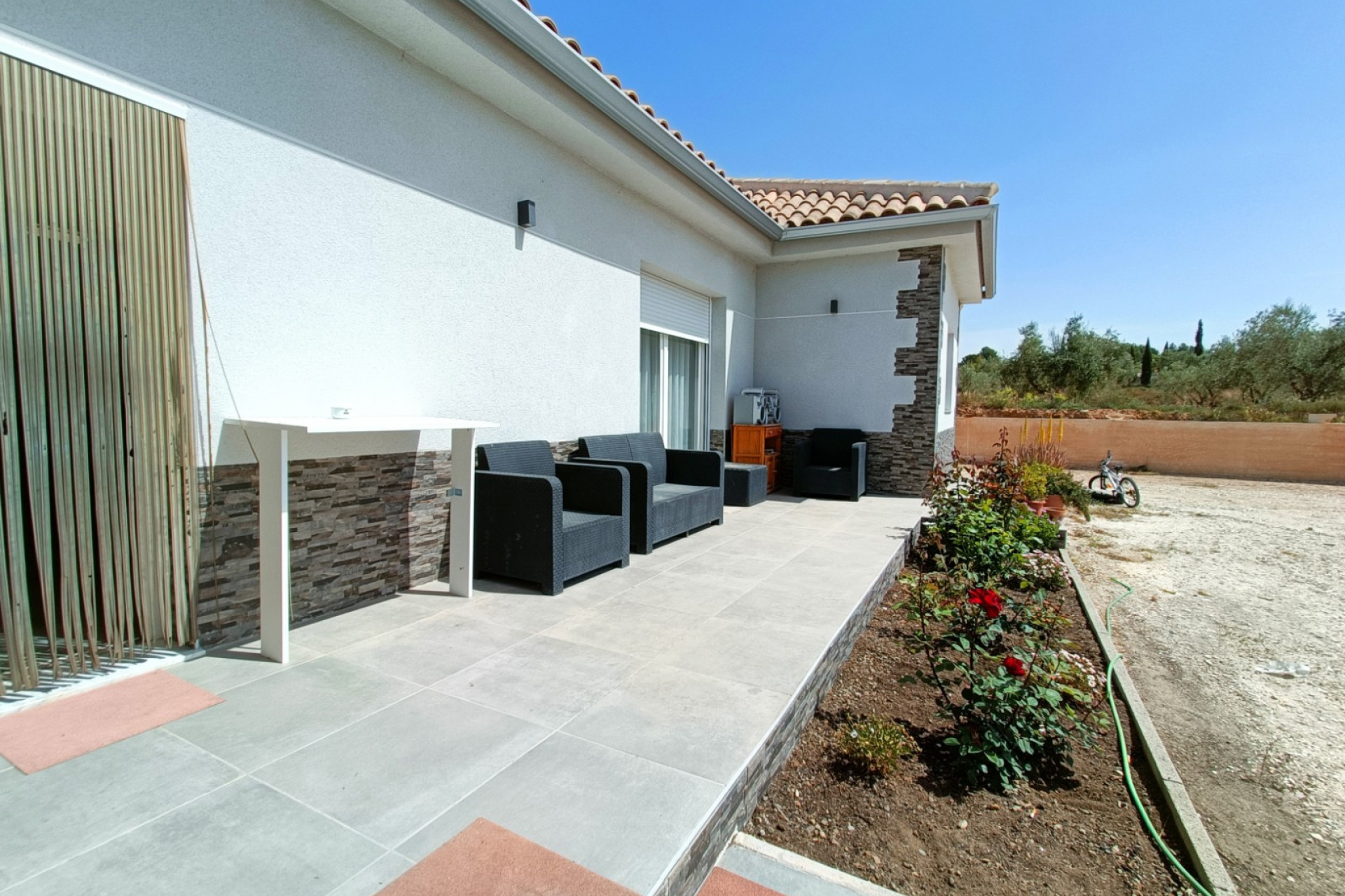 Resale - Villa -
Pinoso