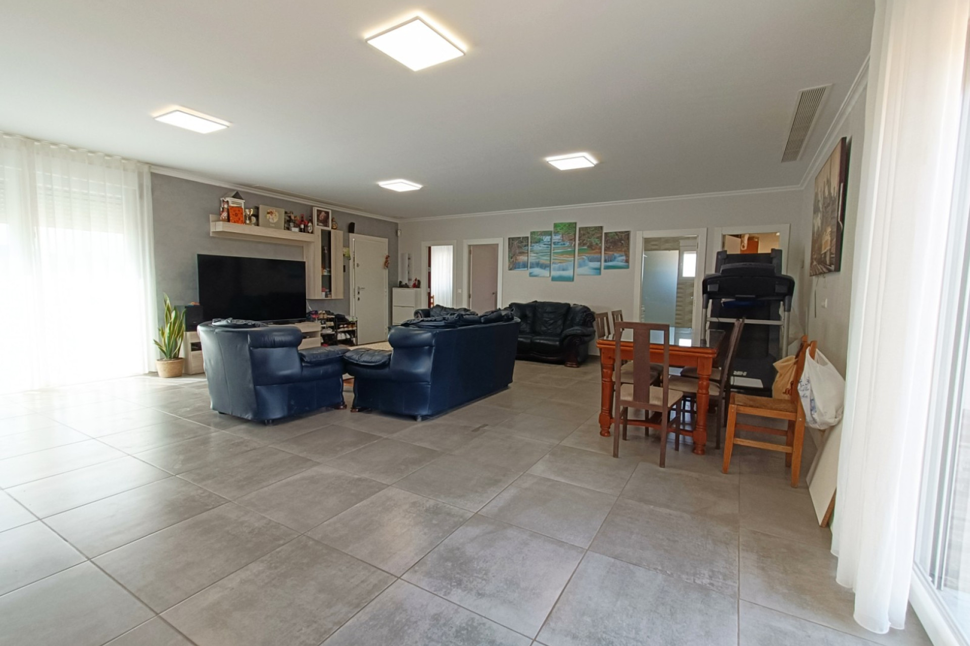 Resale - Villa -
Pinoso