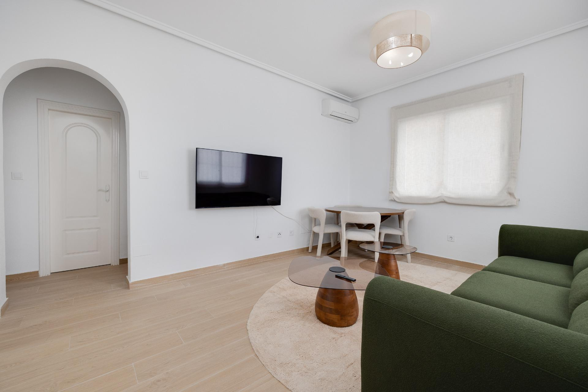 Resale - Villa -
Rojales - Centro de la Ciudad Quesada