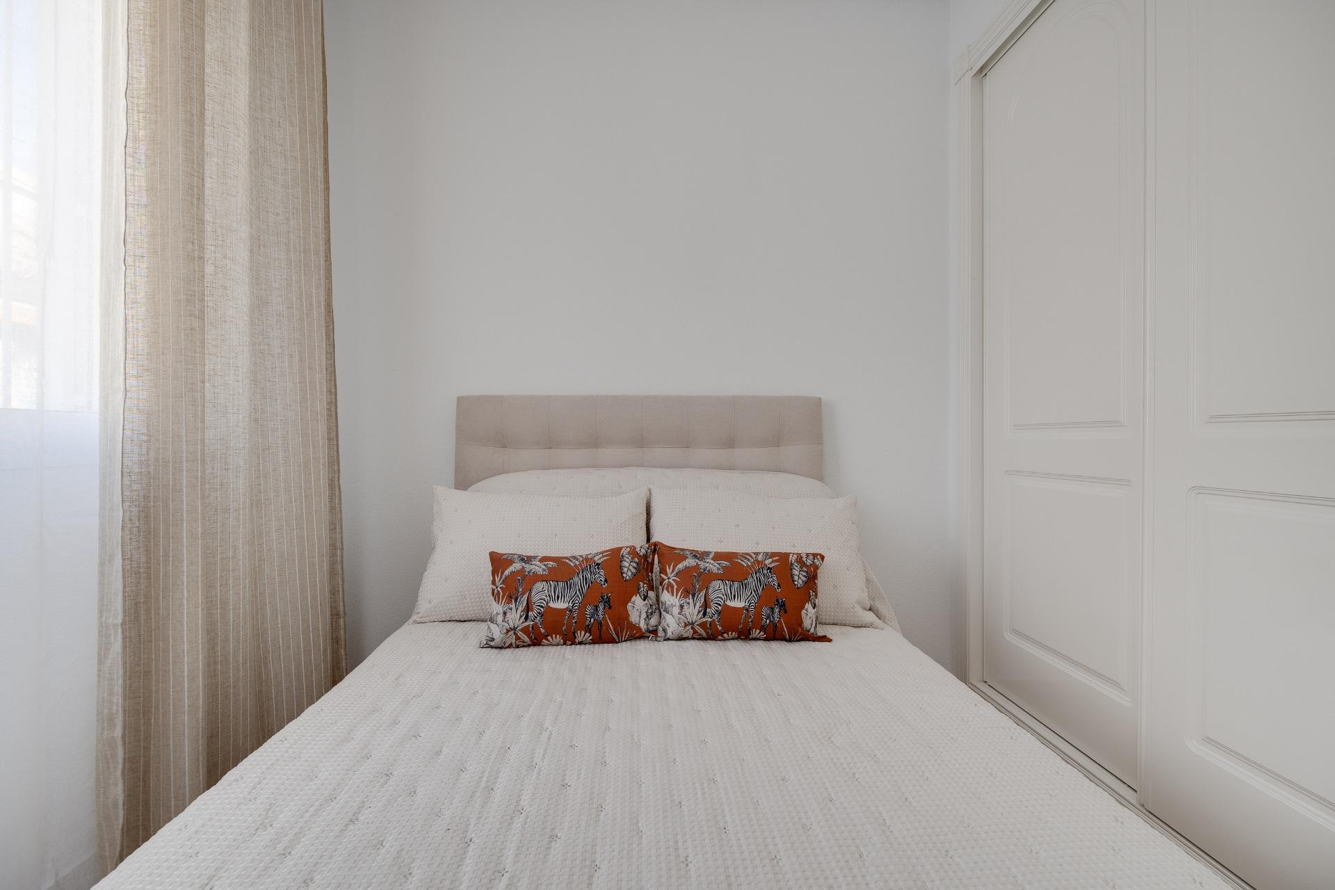 Resale - Villa -
Rojales - Centro de la Ciudad Quesada