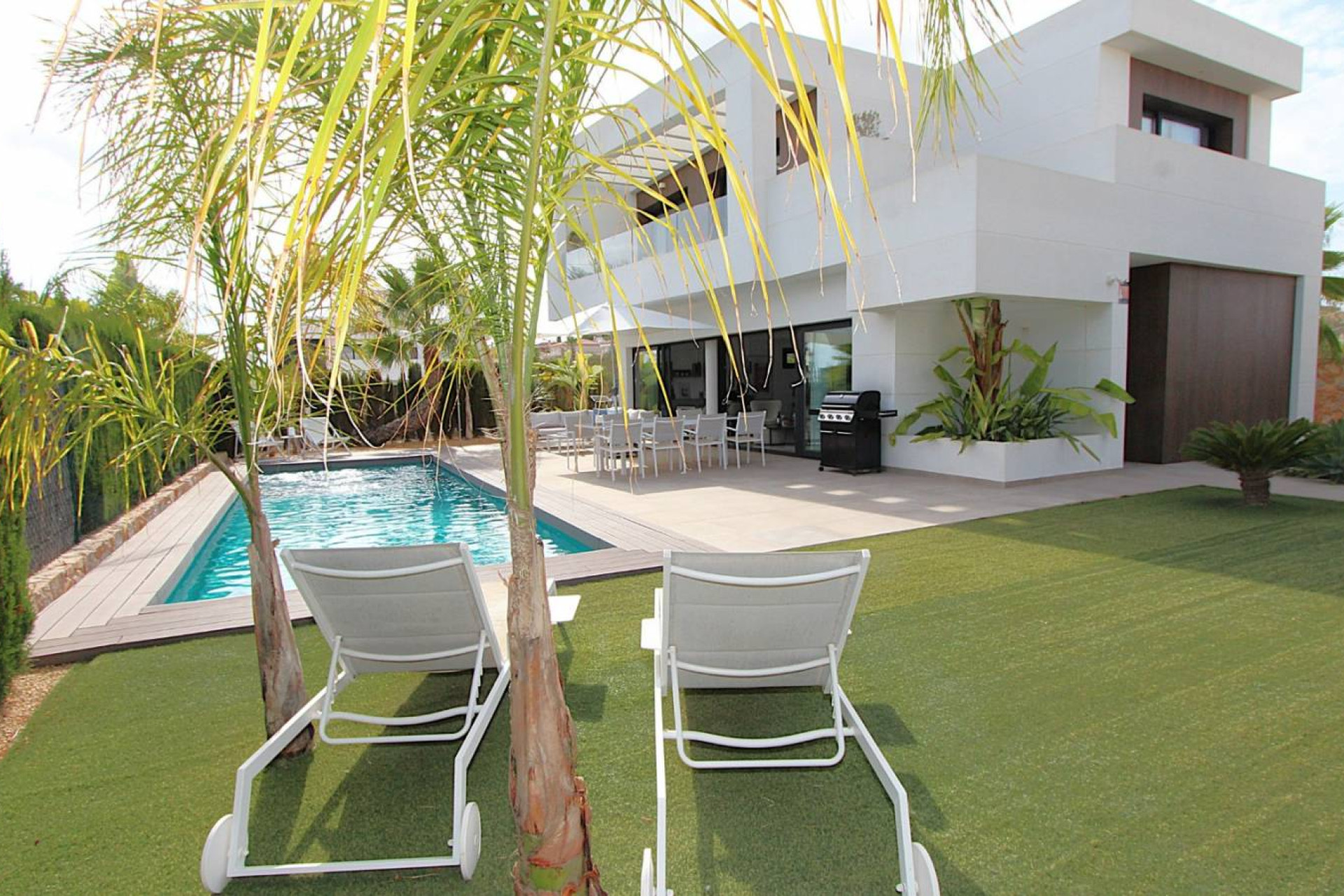 Resale - Villa -
Rojales - Inland