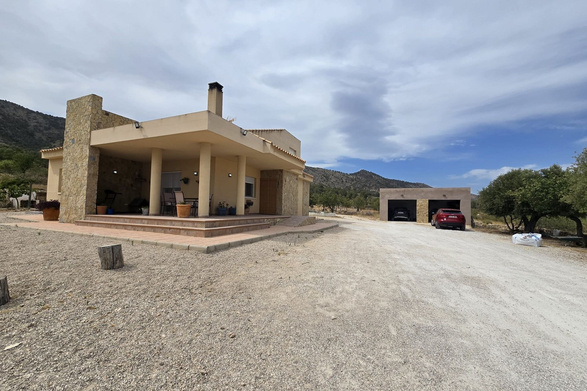 Resale - Villa -
Salinas