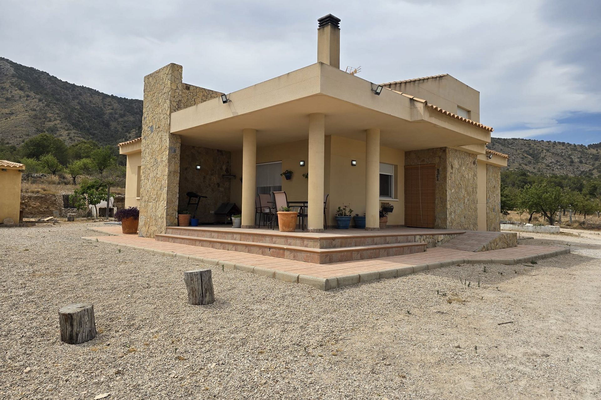 Resale - Villa -
Salinas