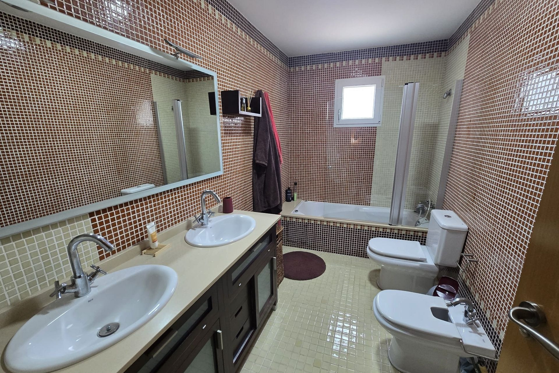 Resale - Villa -
Salinas