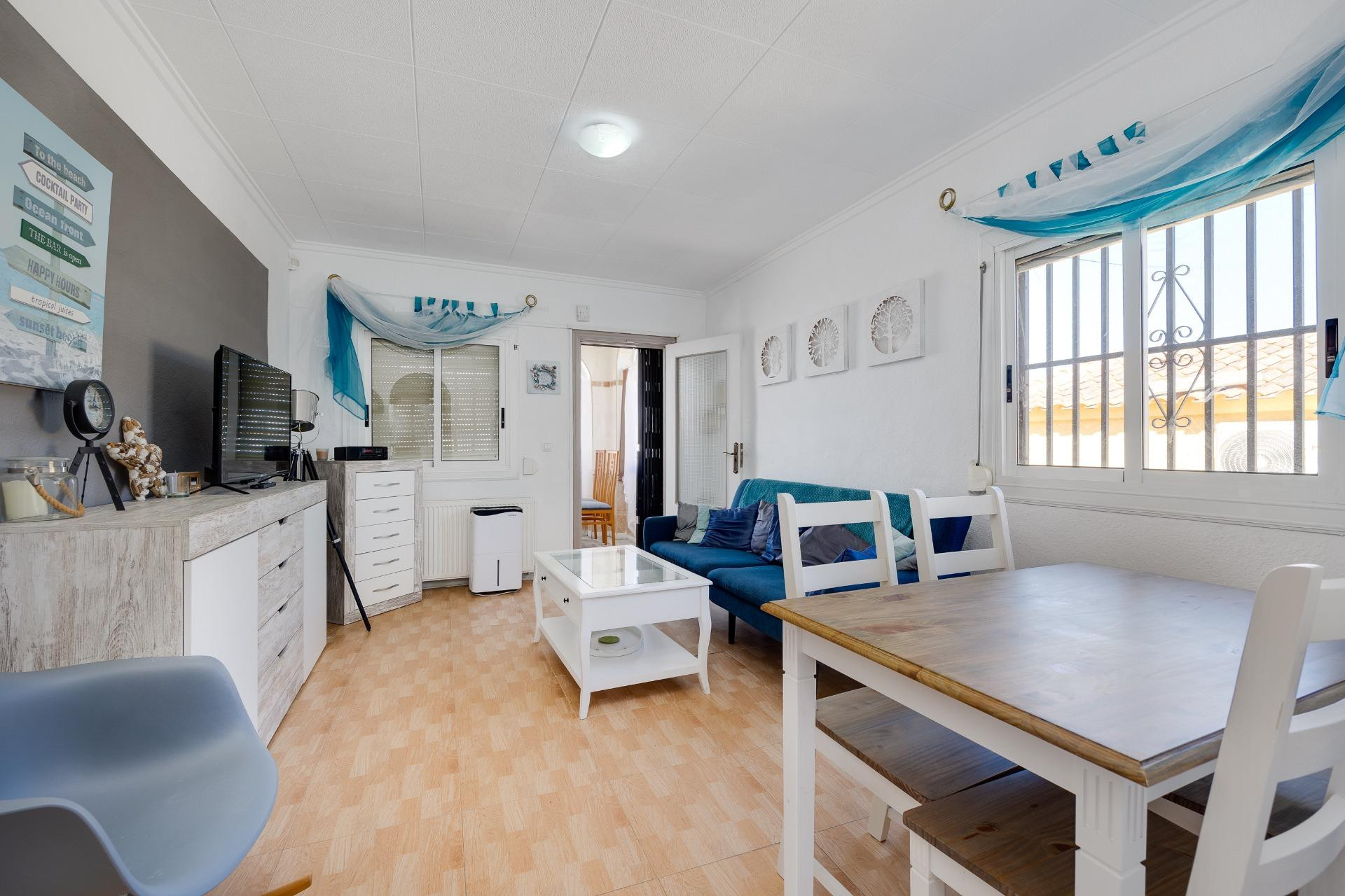 Resale - Villa -
San Fulgencio - La Marina