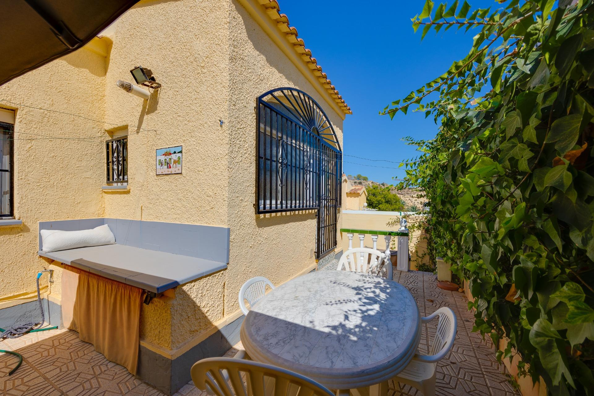 Resale - Villa -
San Fulgencio - La Marina