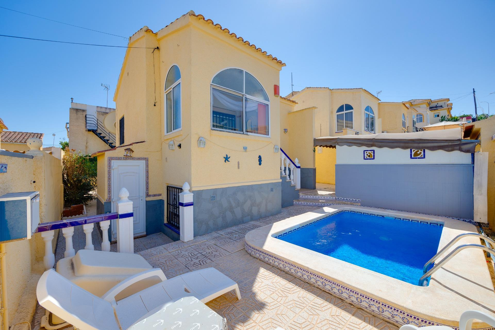 Resale - Villa -
San Fulgencio - La Marina