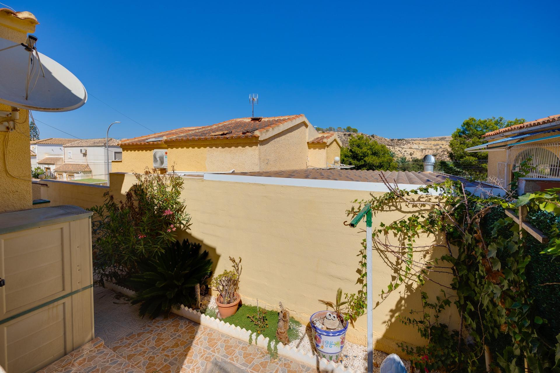 Resale - Villa -
San Fulgencio - La Marina
